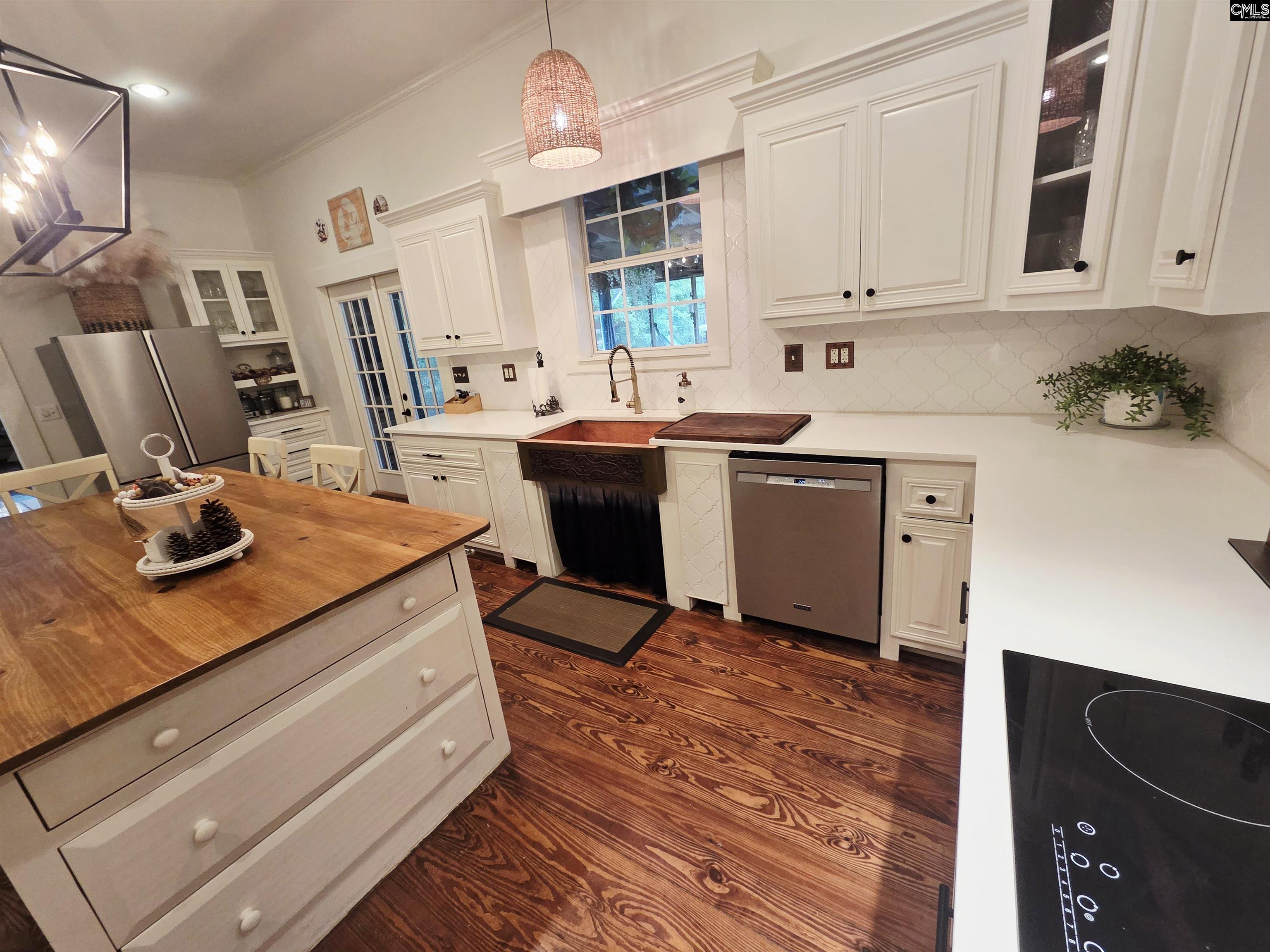 1366 Old Golf Course Road Batesburg, SC 29006