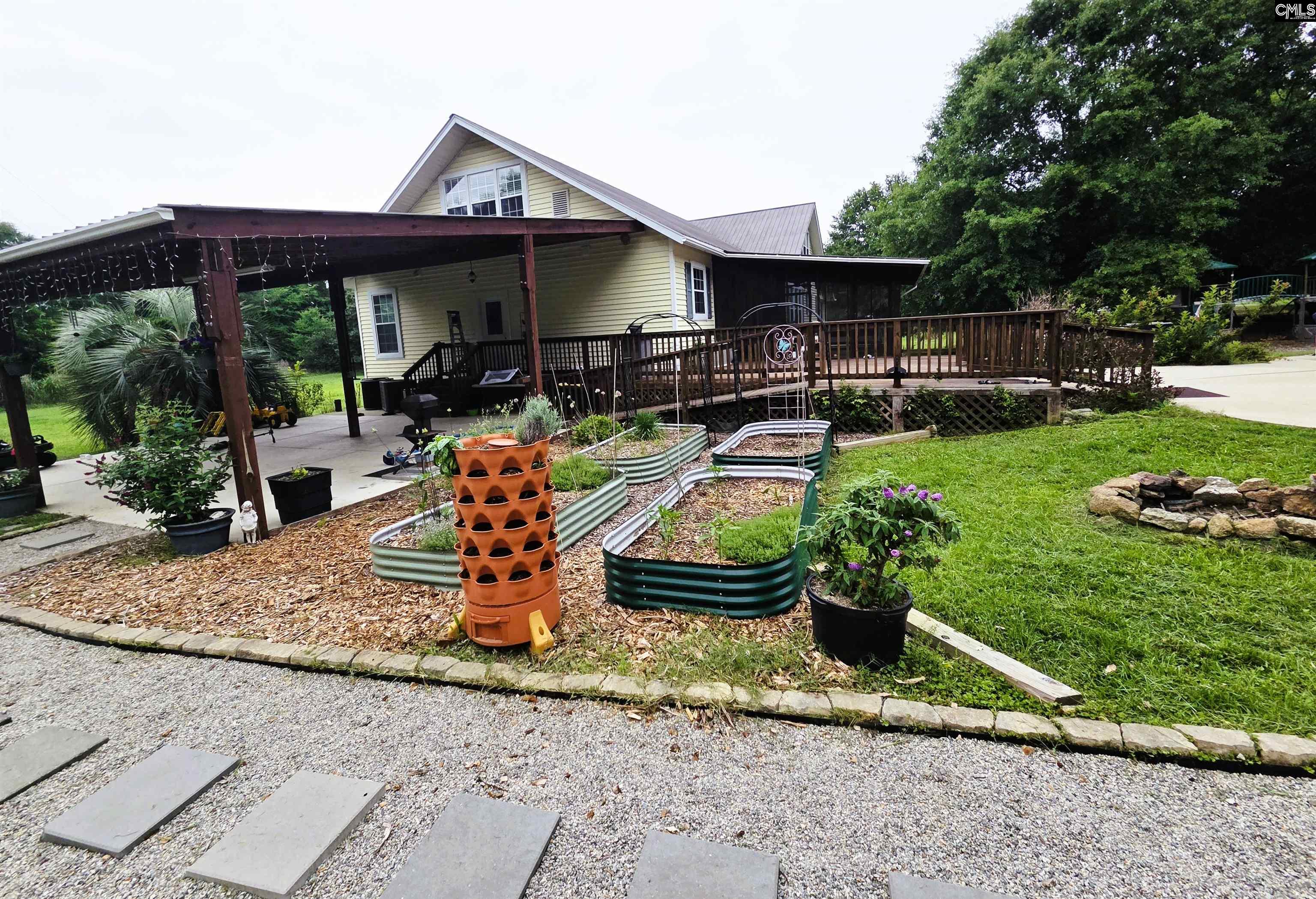 1366 Old Golf Course Road Batesburg, SC 29006
