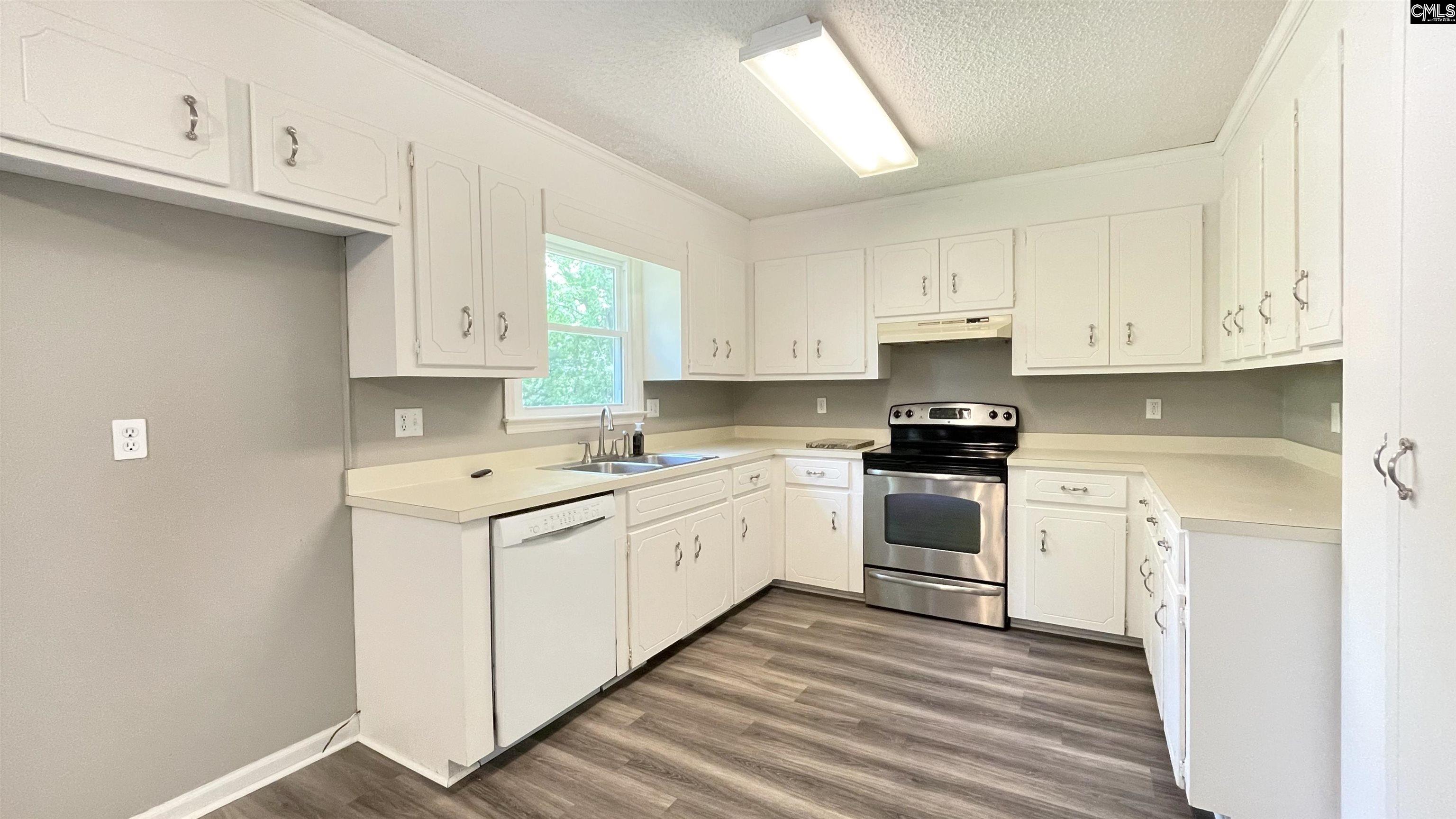 512 N Royal Tower Drive Irmo, SC 29063