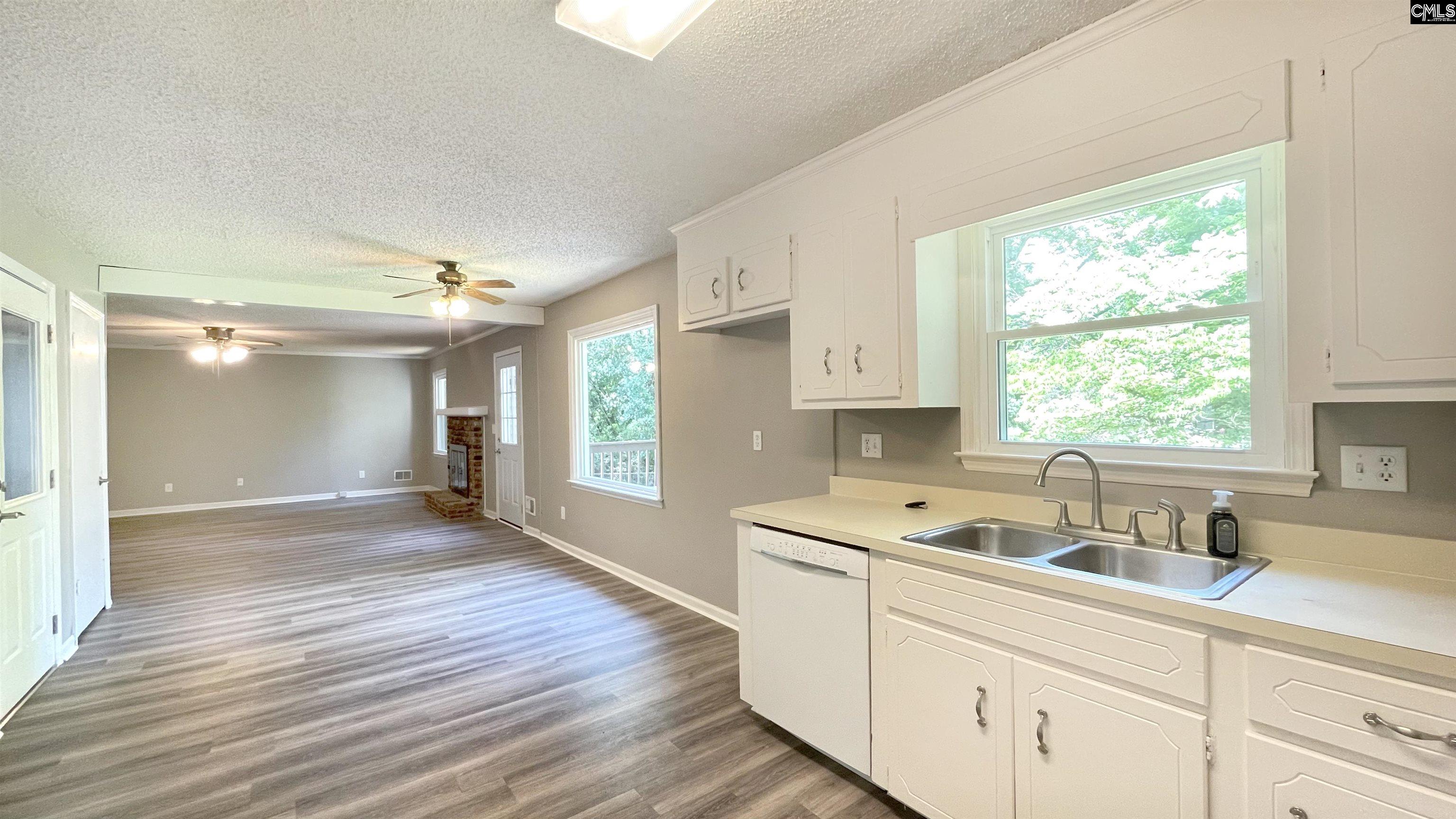 512 N Royal Tower Drive Irmo, SC 29063