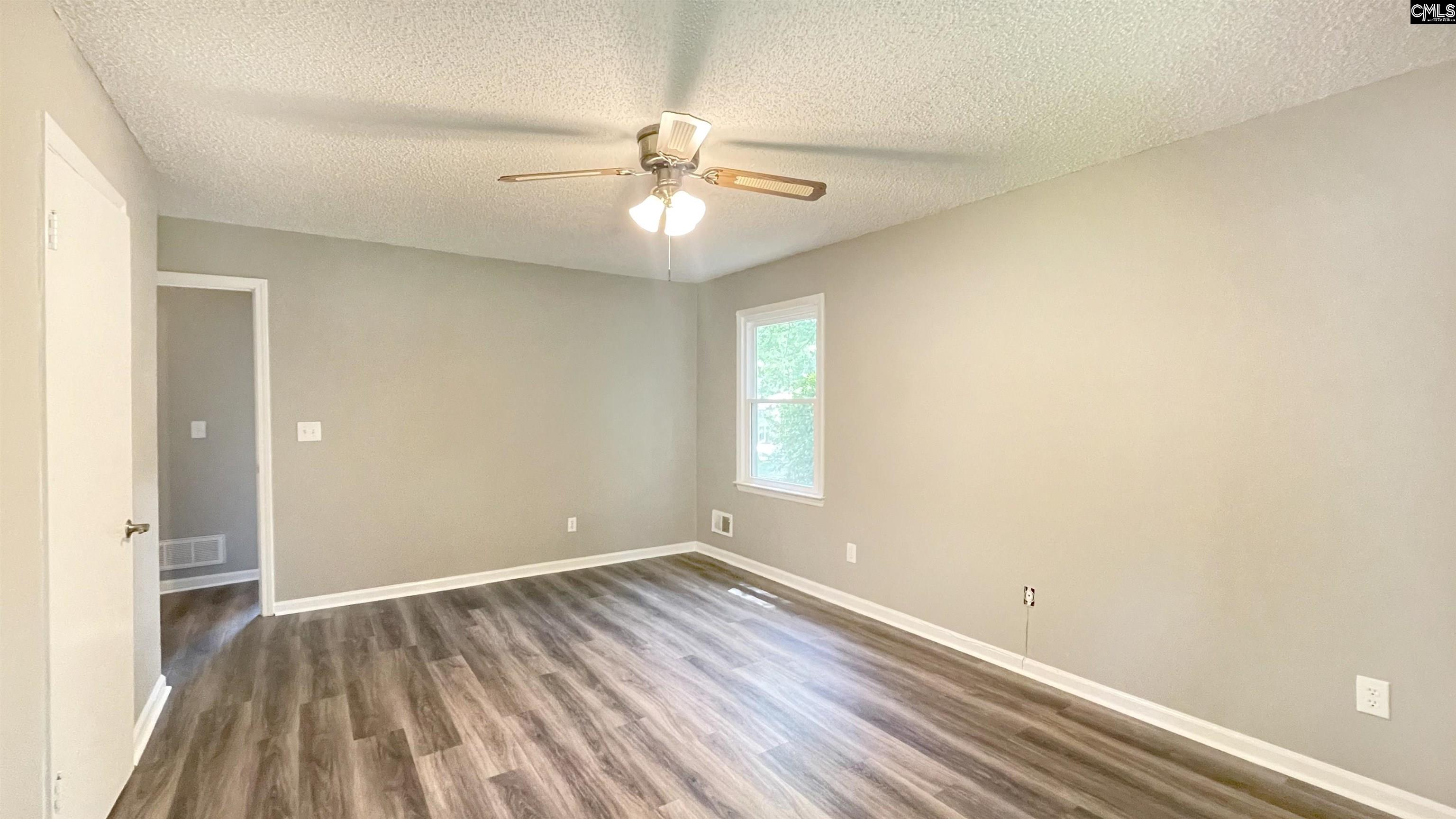 512 N Royal Tower Drive Irmo, SC 29063