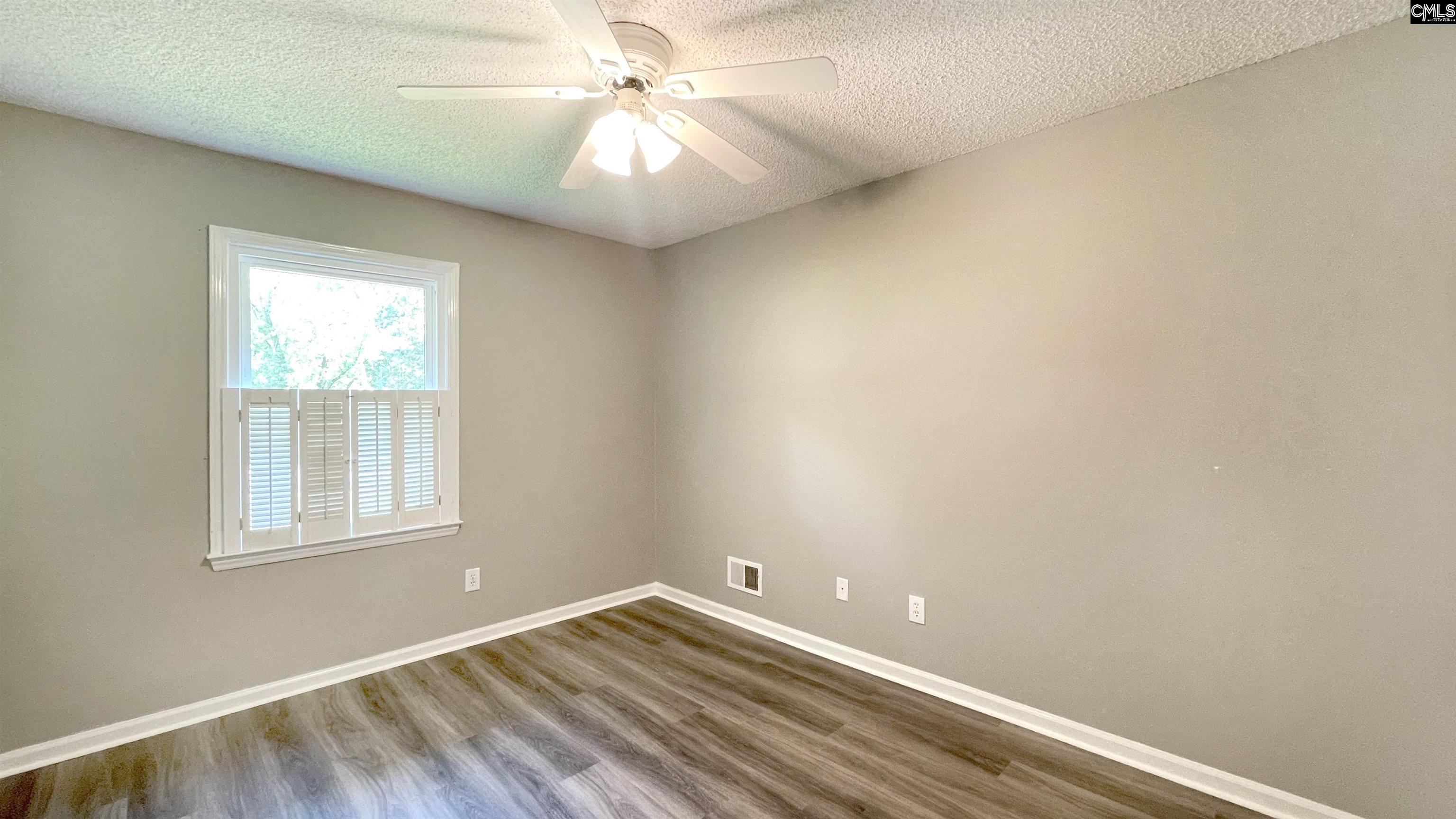 512 N Royal Tower Drive Irmo, SC 29063