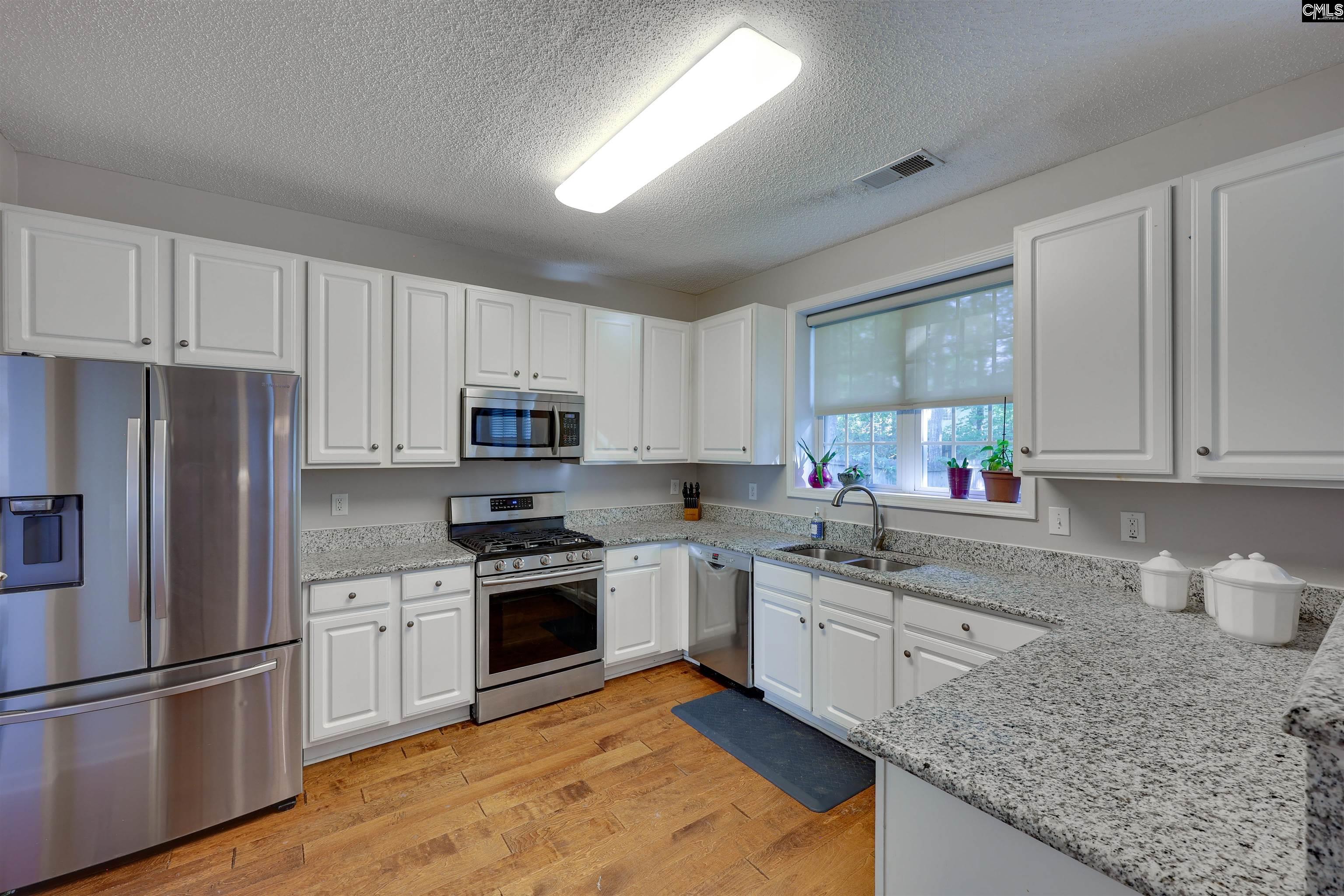 206 Coopers Hawk Circle