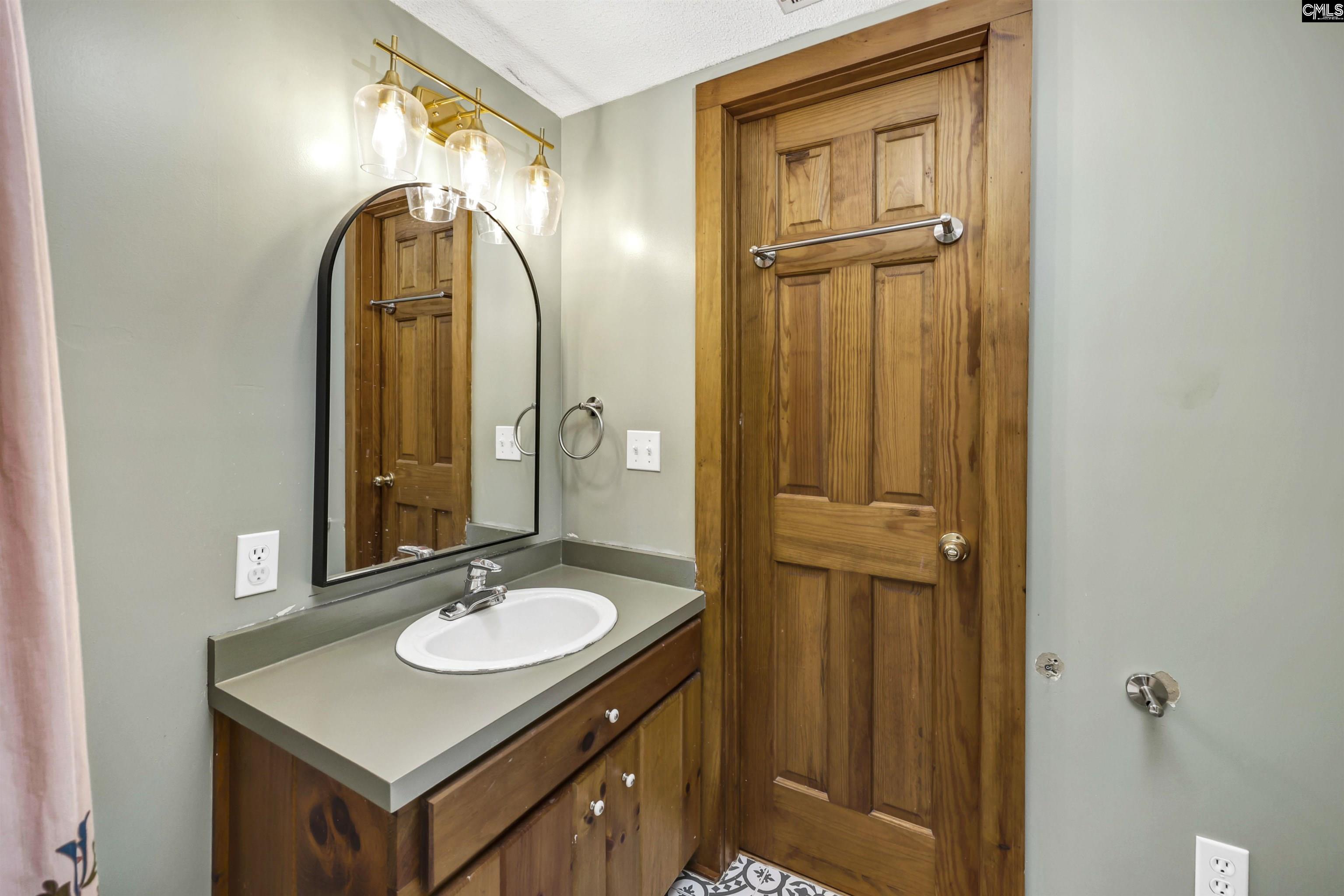 181 Frost Road Camden, SC 29020