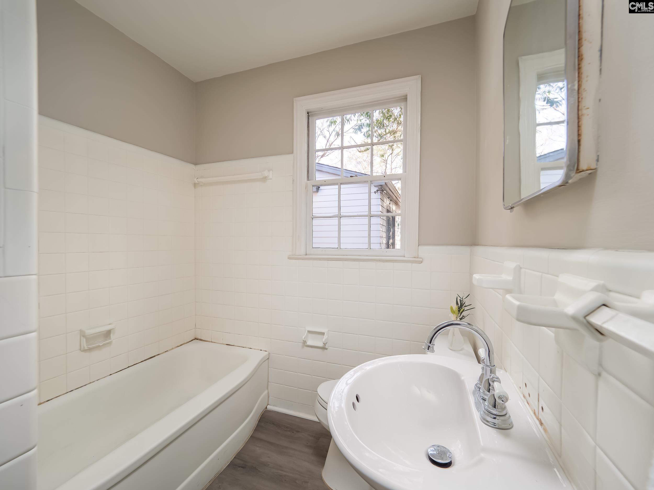 2724 Gervais Street Columbia, SC 29204