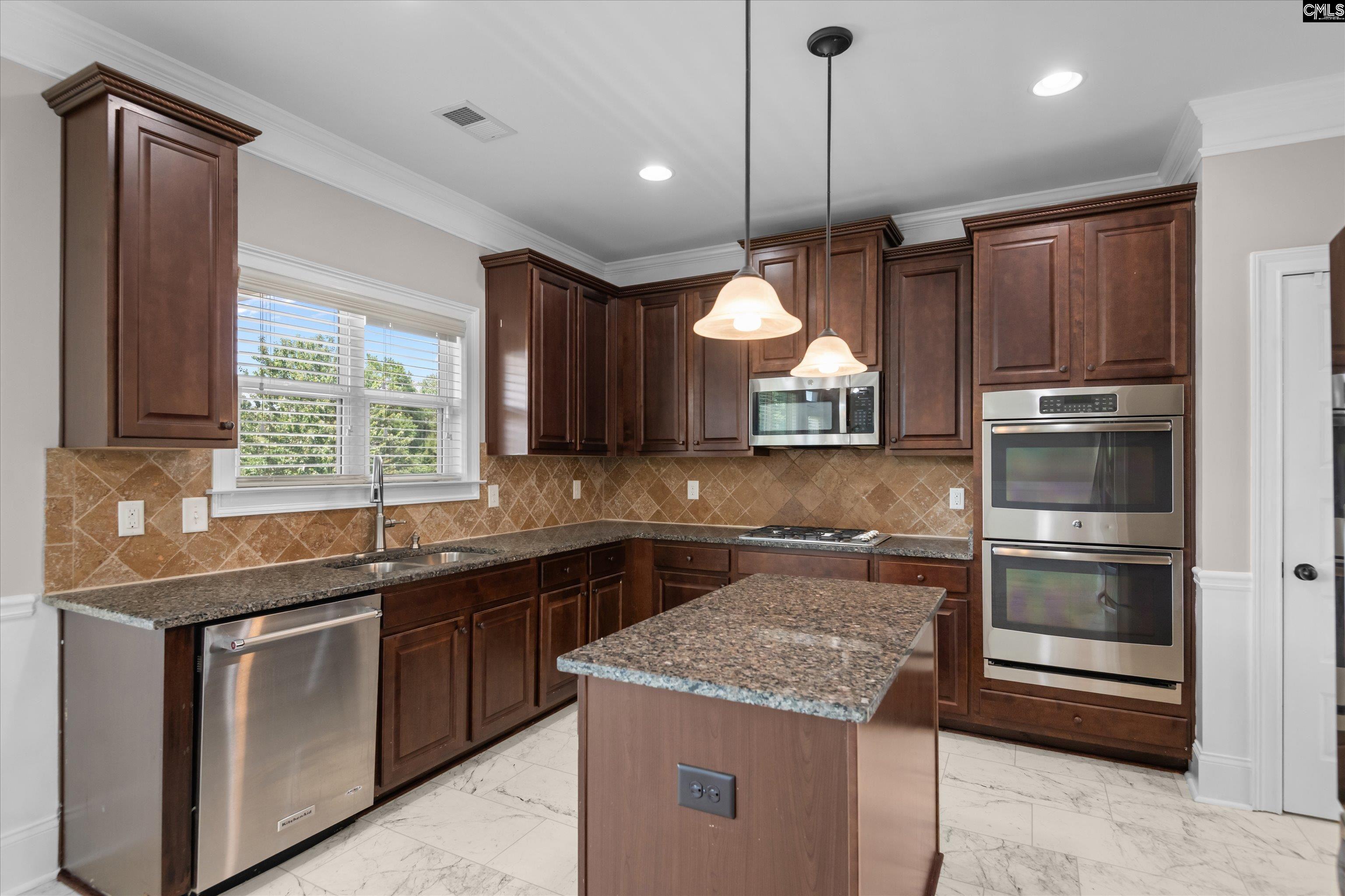 119 Grey Oaks Lane Lexington, SC 29072