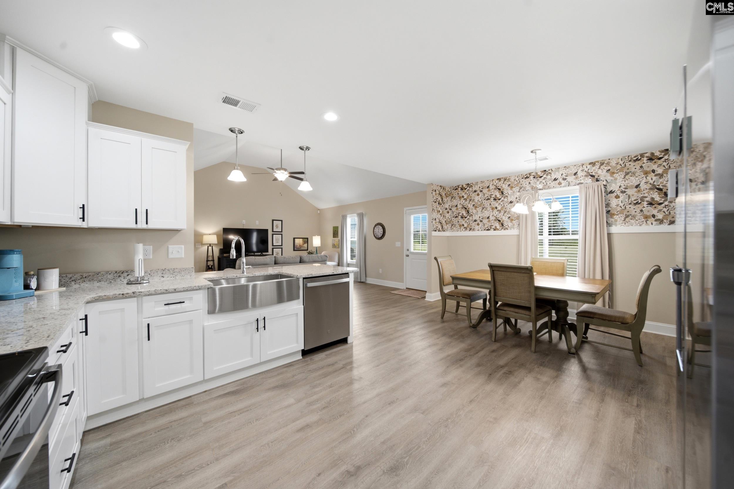1110 Makayla Lane Wedgefield, SC 29168