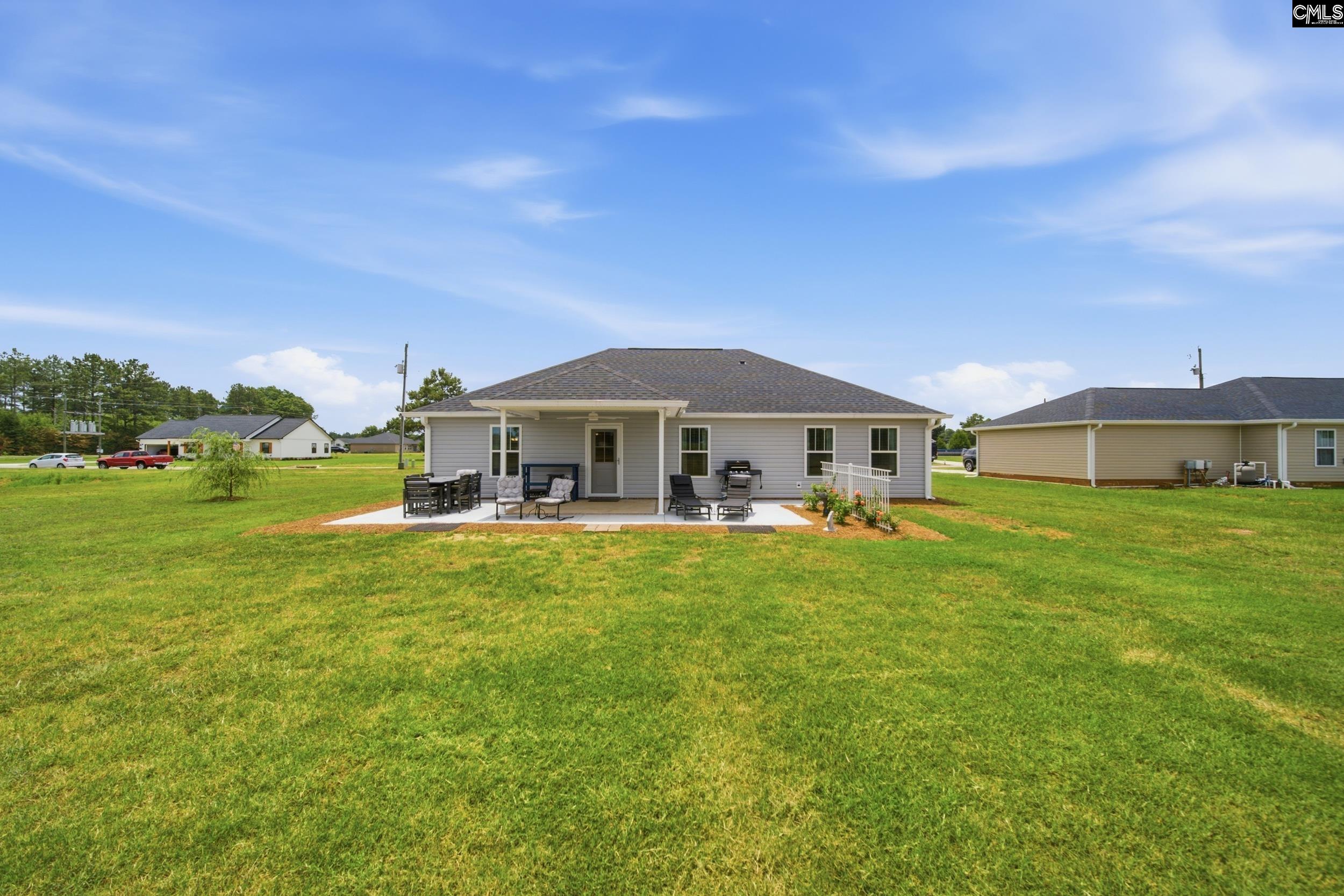 1110 Makayla Lane Wedgefield, SC 29168
