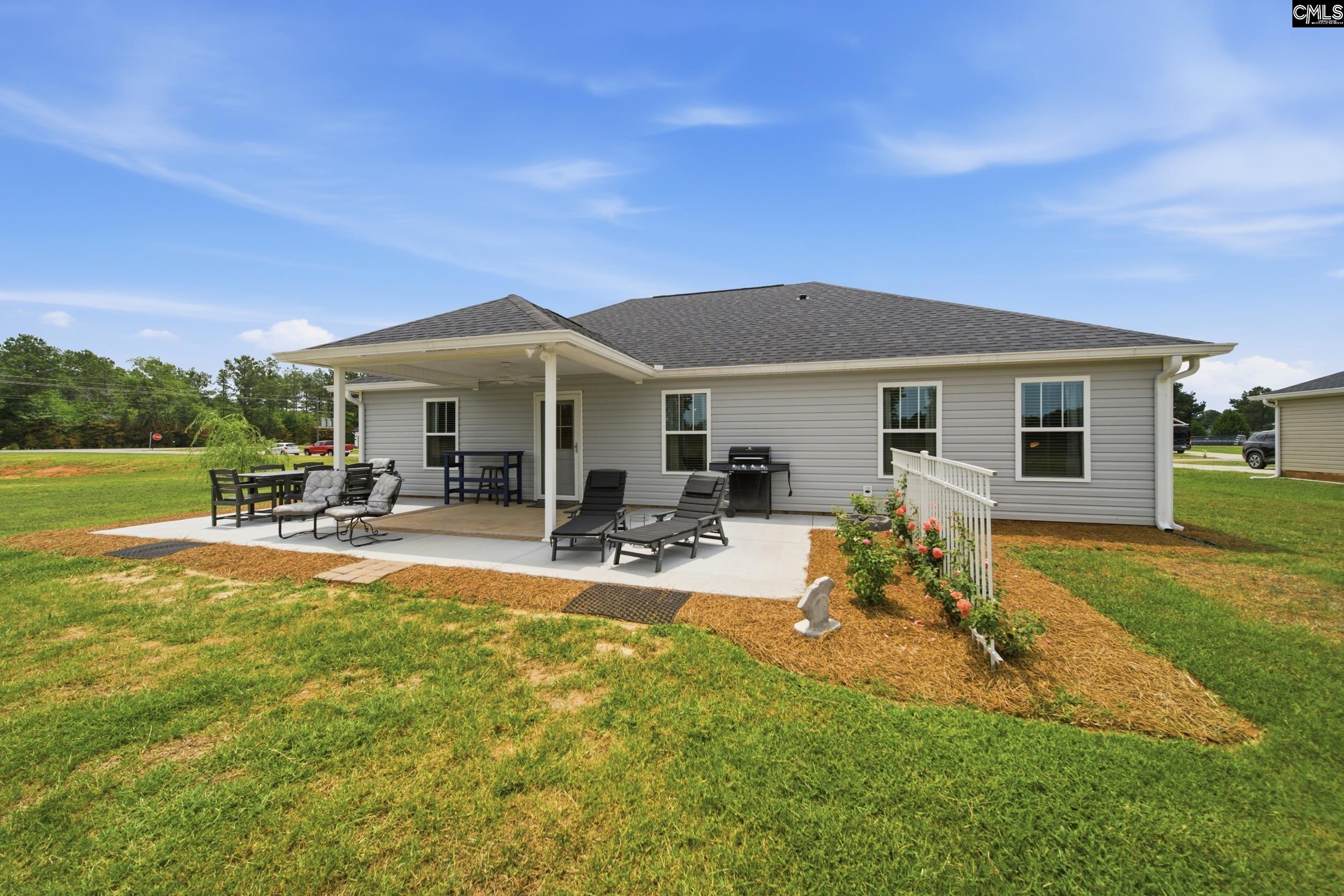 1110 Makayla Lane Wedgefield, SC 29168