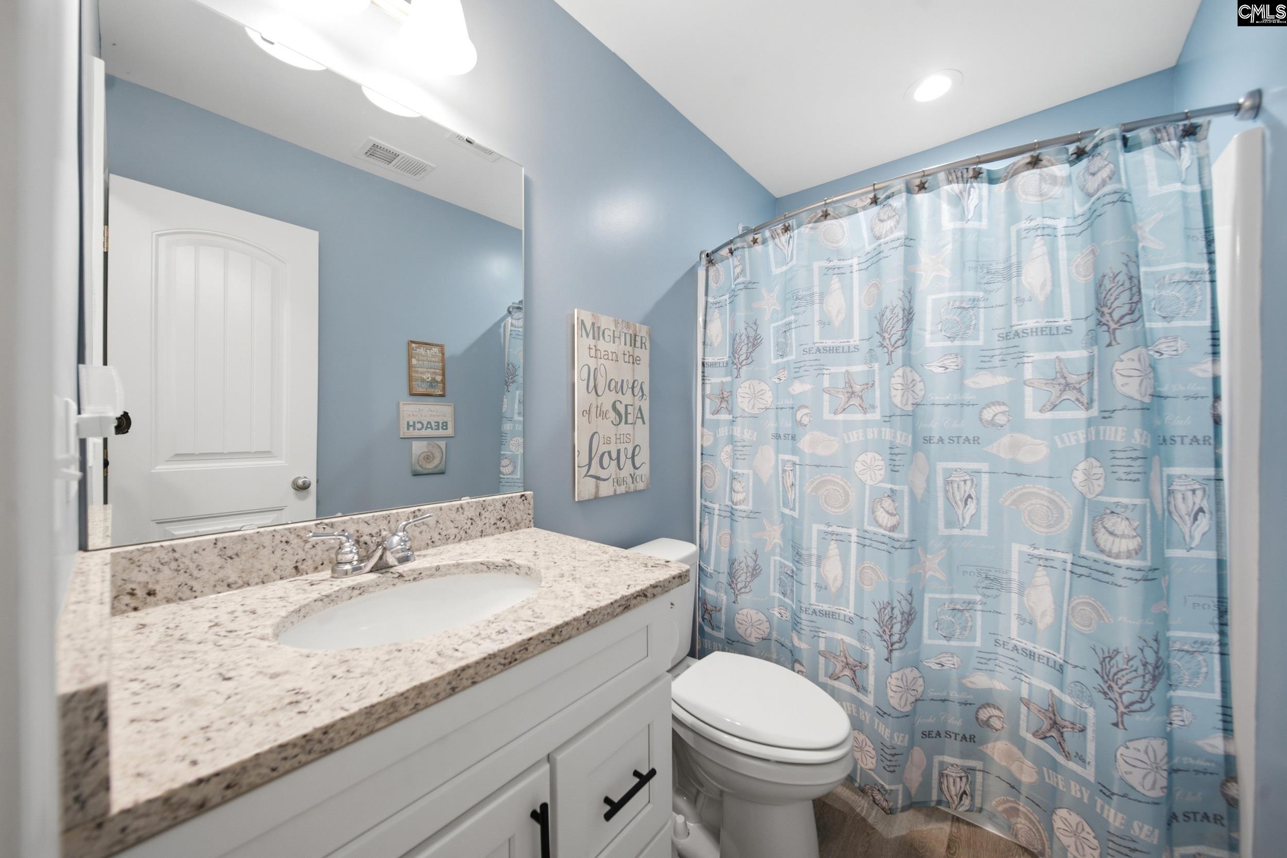 1110 Makayla Lane Wedgefield, SC 29168