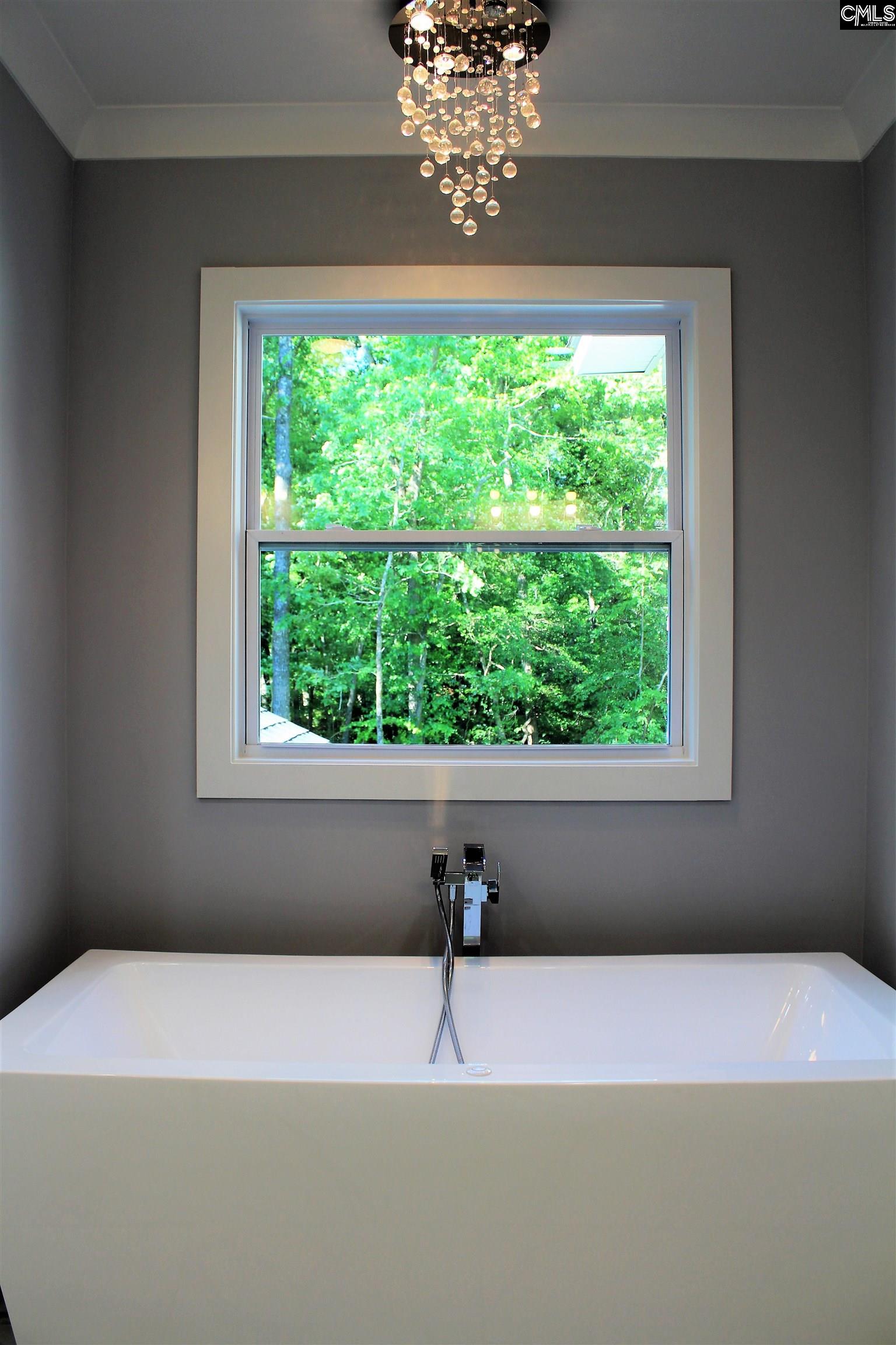 100 King Lees Court Lexington, SC 29072