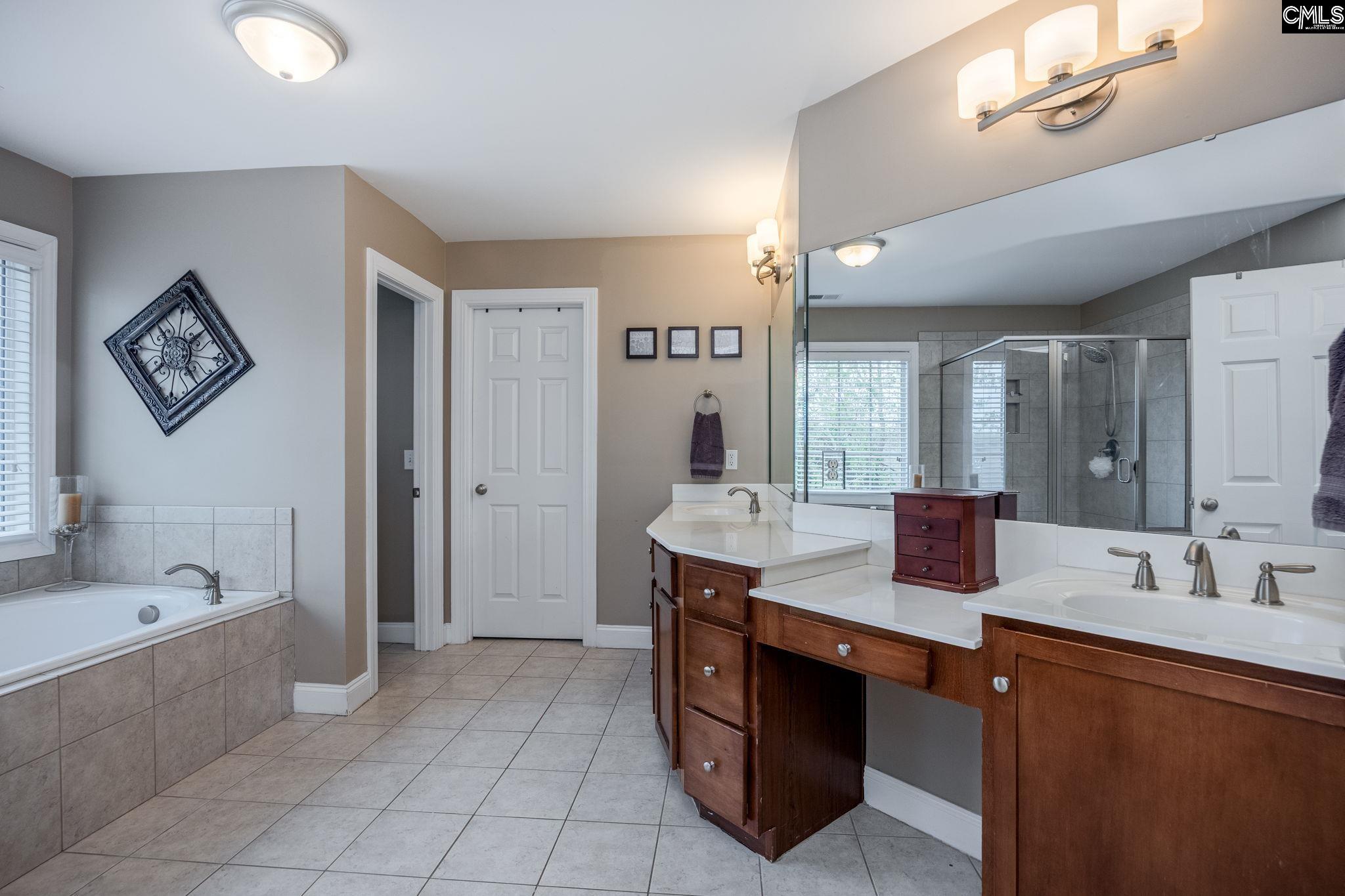 9 N Woodburn Lane Columbia, SC 29212