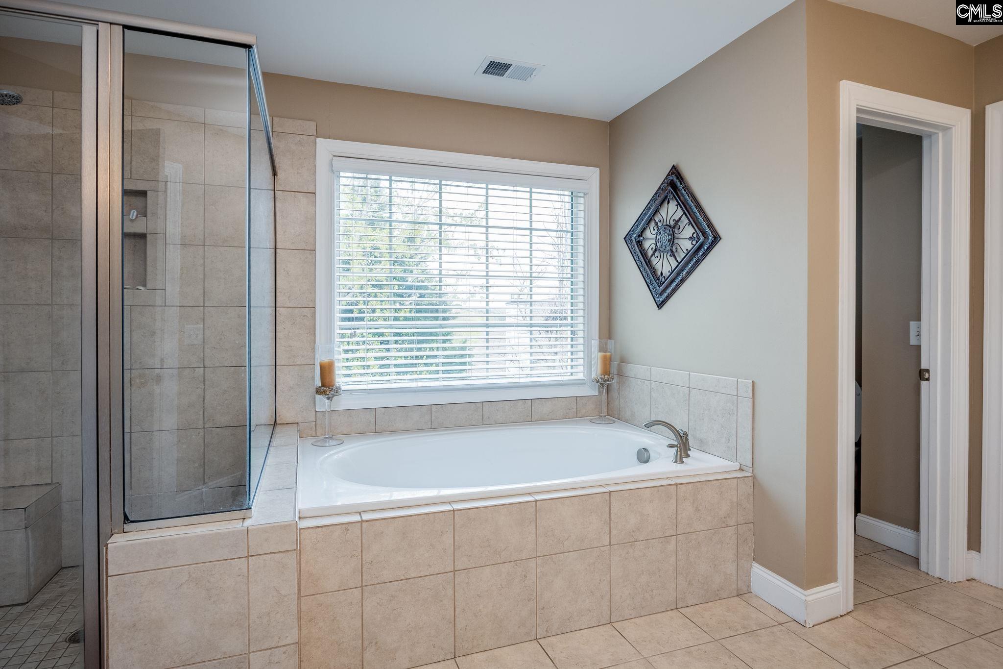 9 N Woodburn Lane Columbia, SC 29212