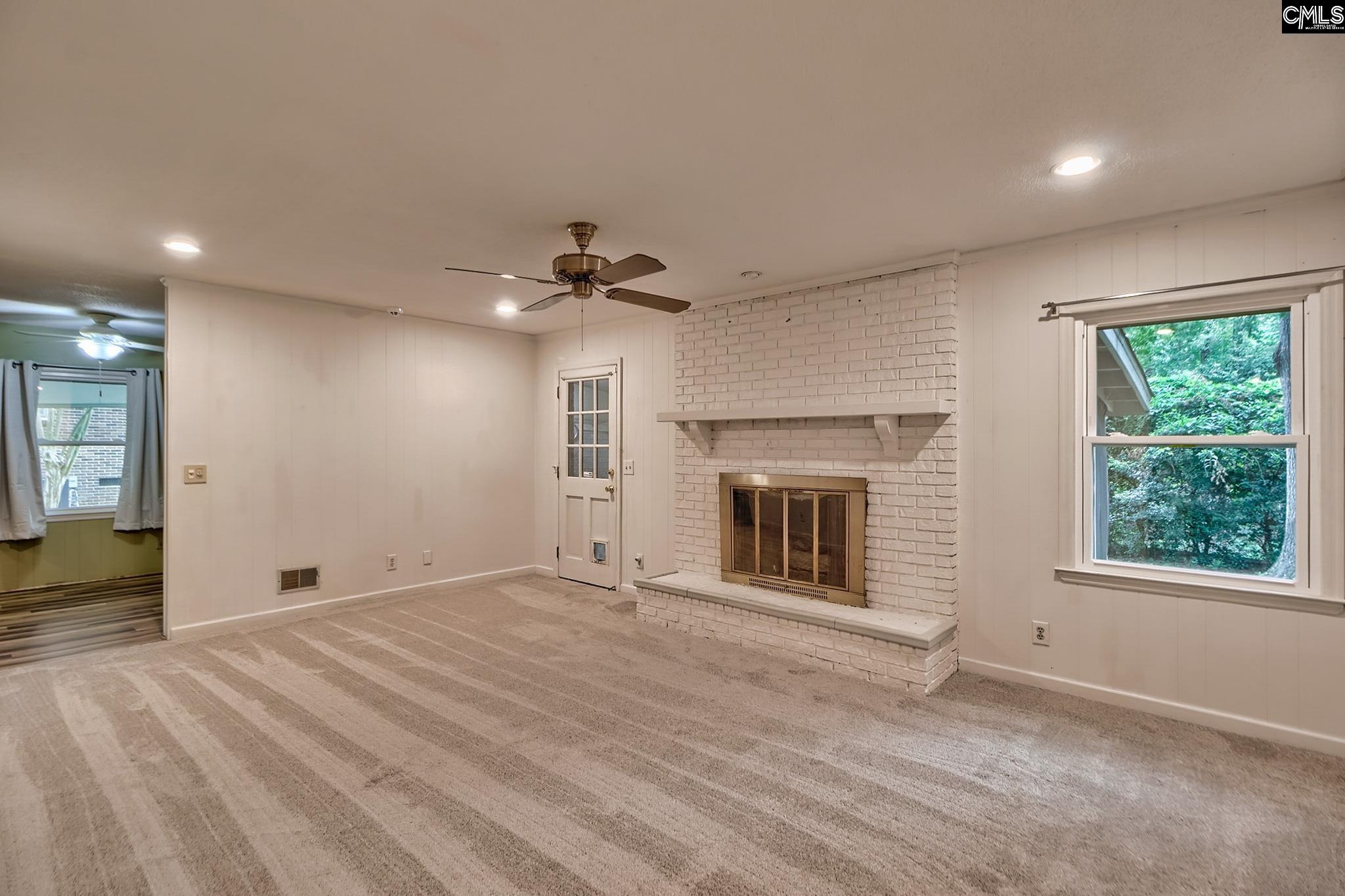 2828 Woodland Hills Street Columbia, SC 29210