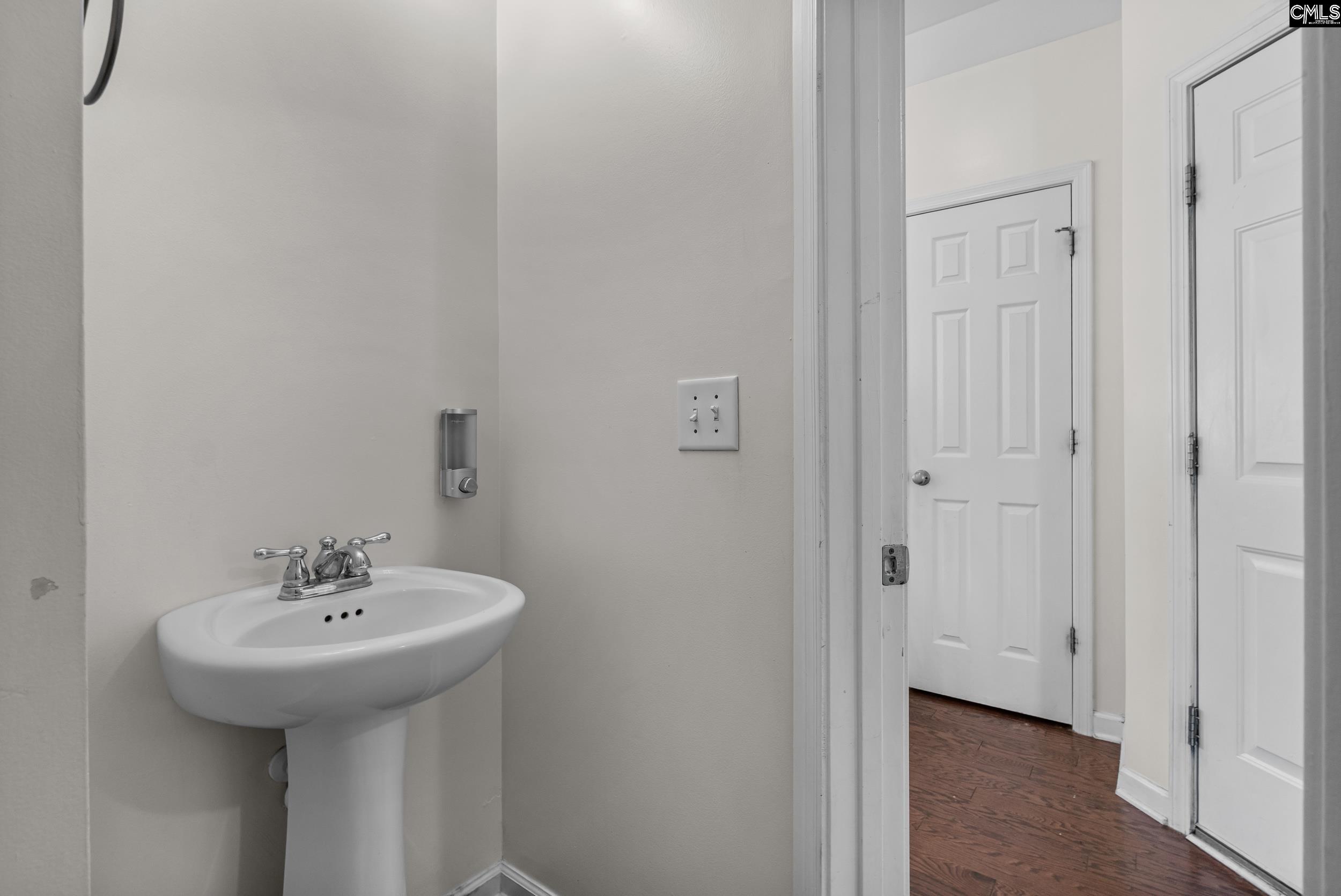 403 Whispering Oak Circle Chapin, SC 29073-7317