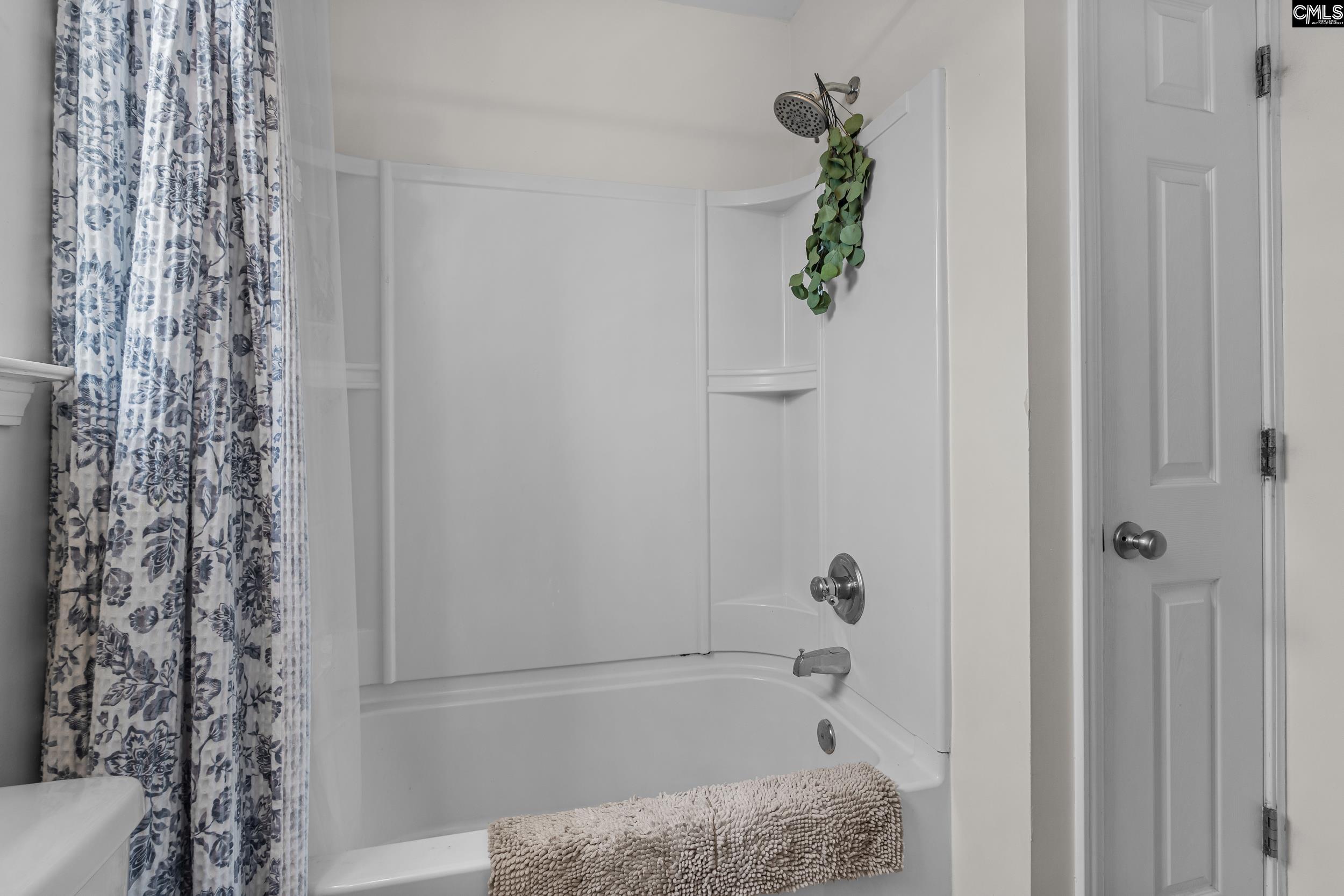 403 Whispering Oak Circle Chapin, SC 29073-7317