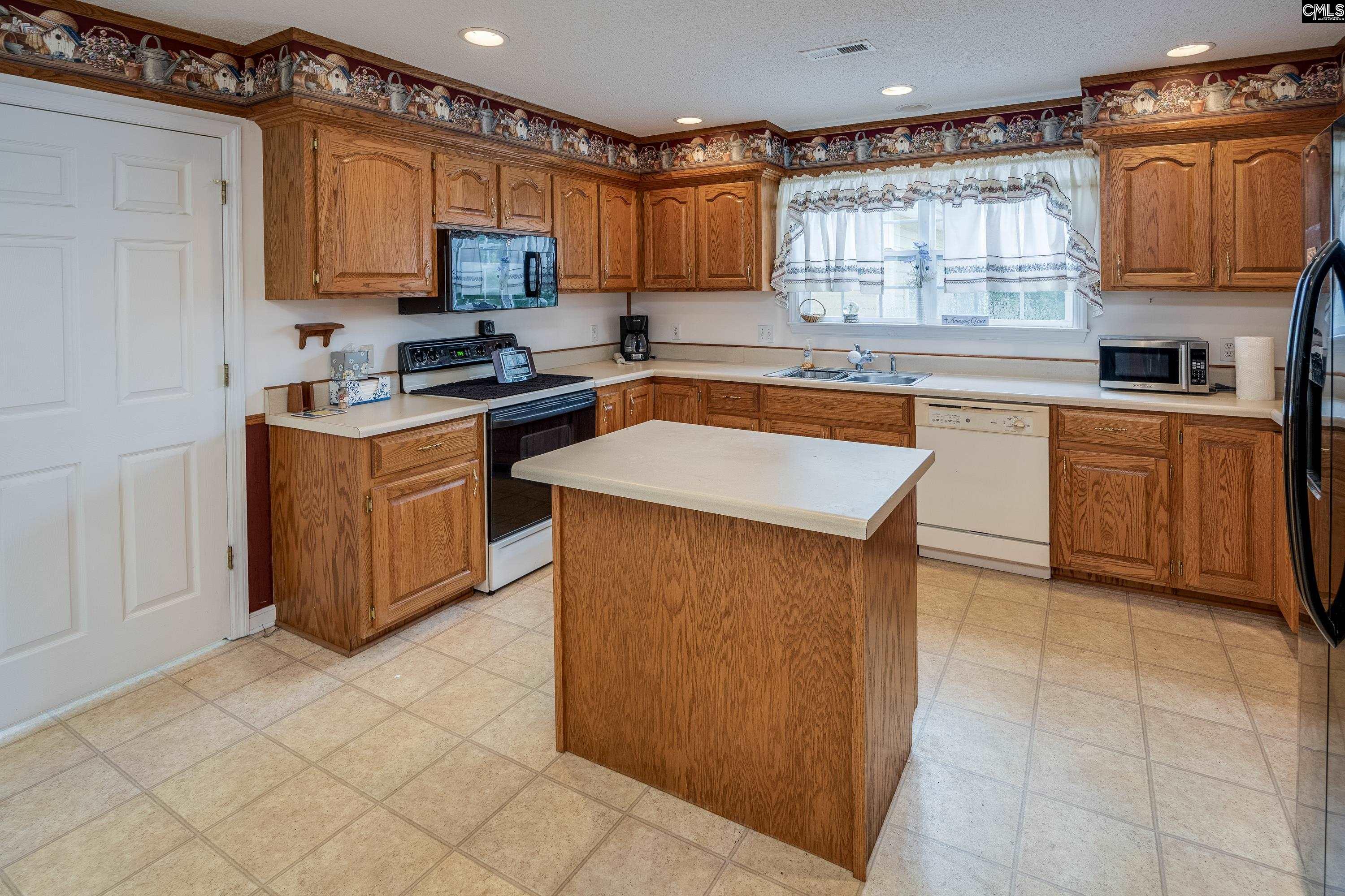 235 Sorin Circle Elloree, SC 29047