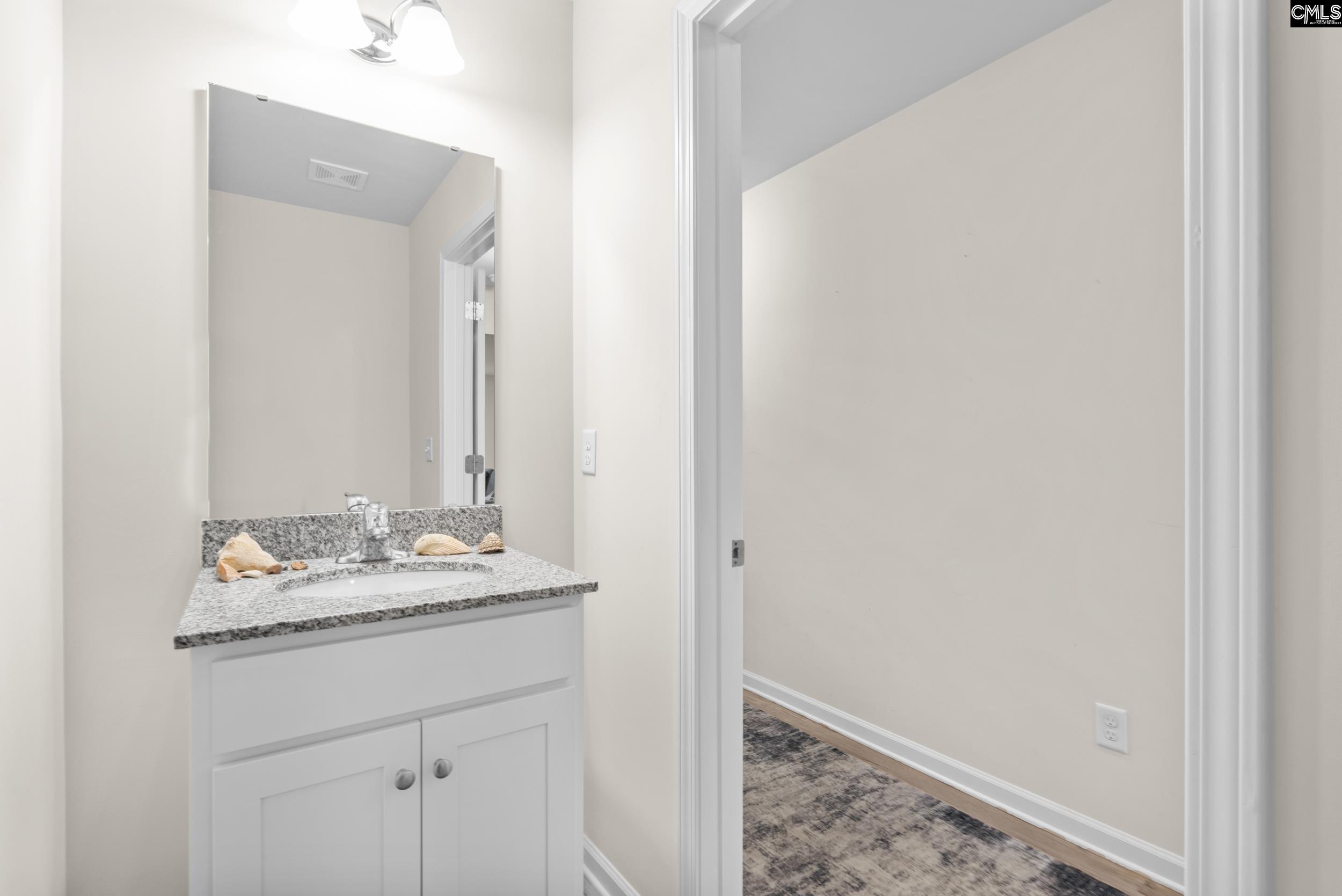 1069 Crescent Moon Loop Hopkins, SC 29061