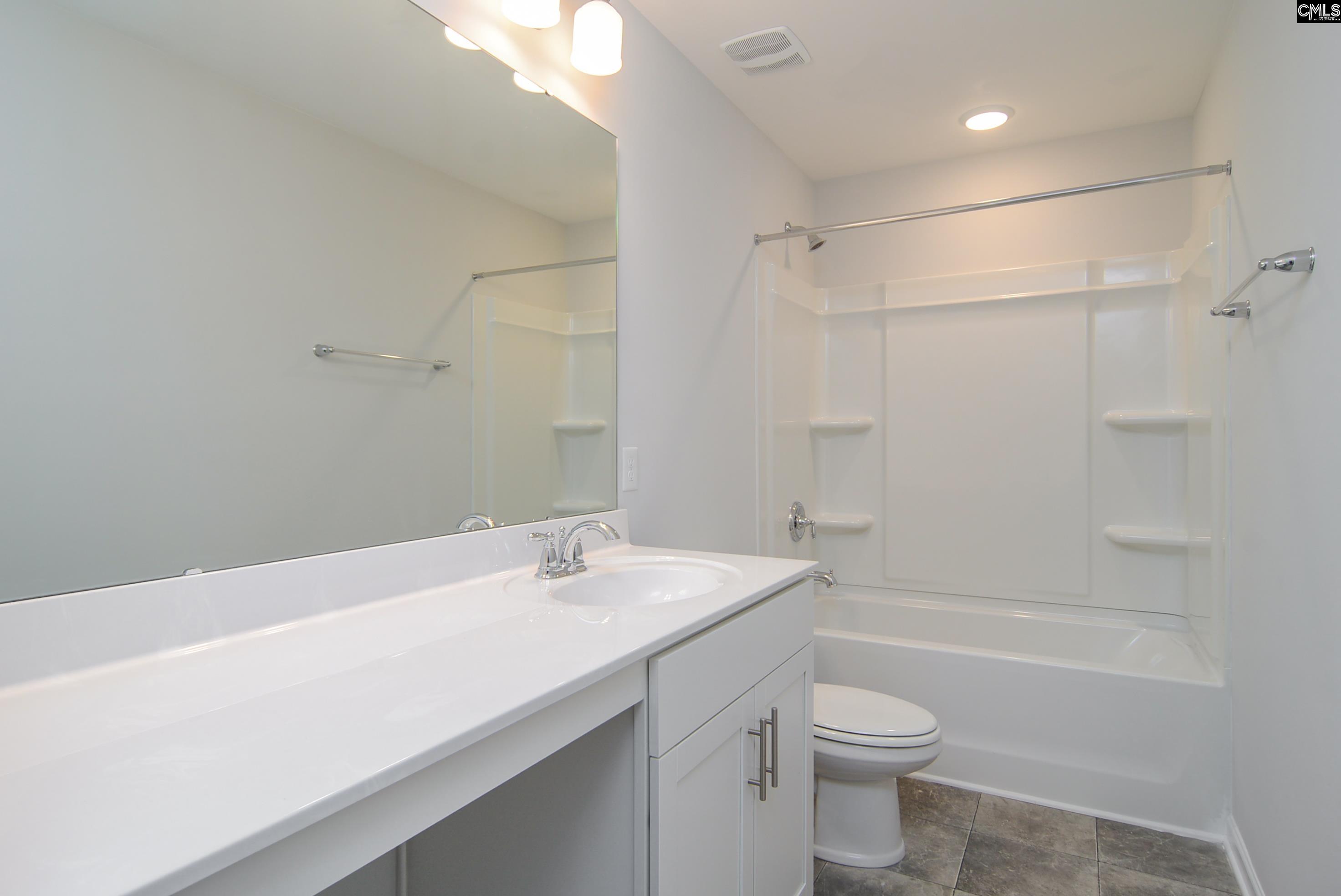 631 Thunder Gulch Avenue Lexington, SC 29073