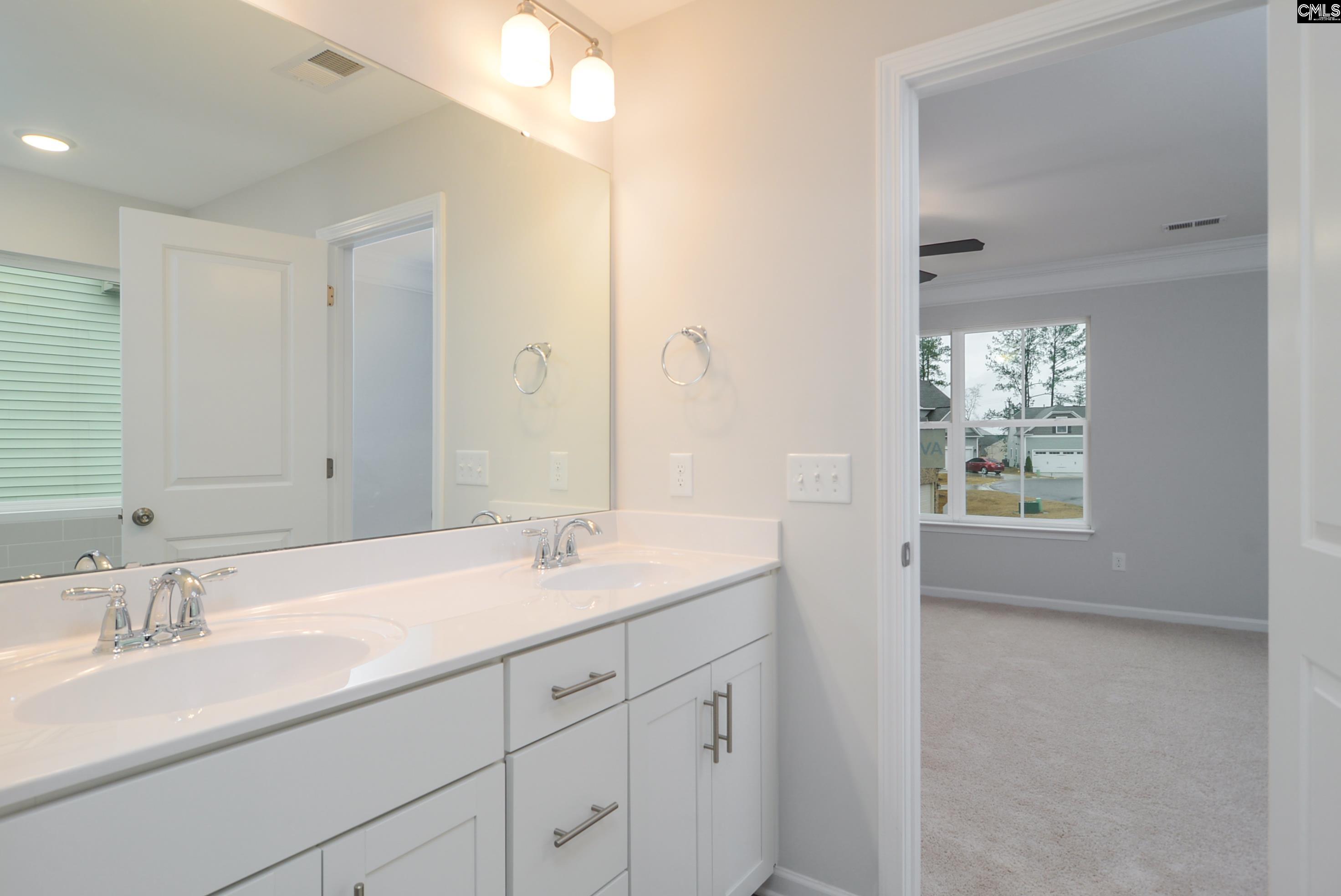 631 Thunder Gulch Avenue Lexington, SC 29073