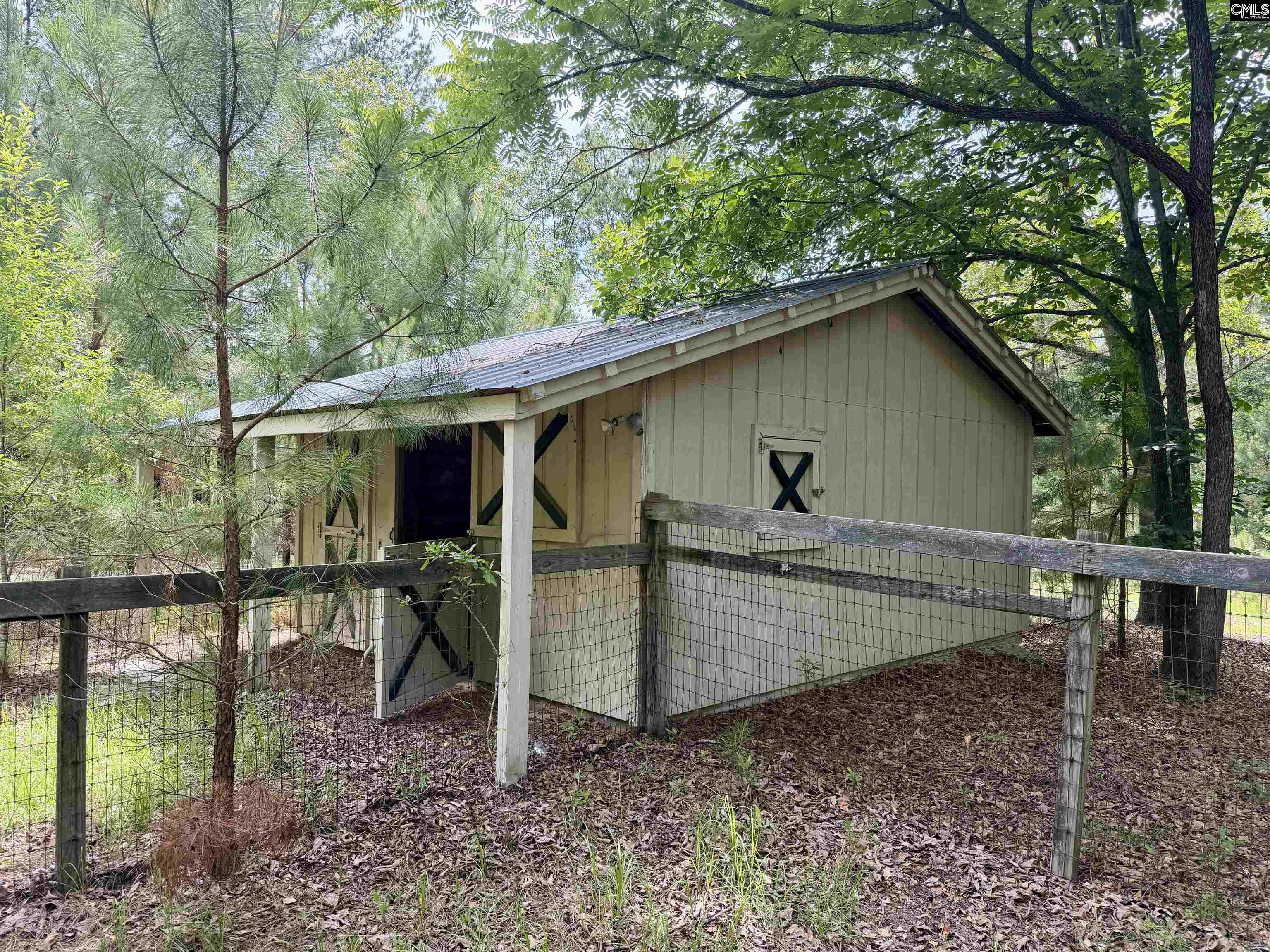 80 Swampy Creek Road Cassatt, SC 29032-0000