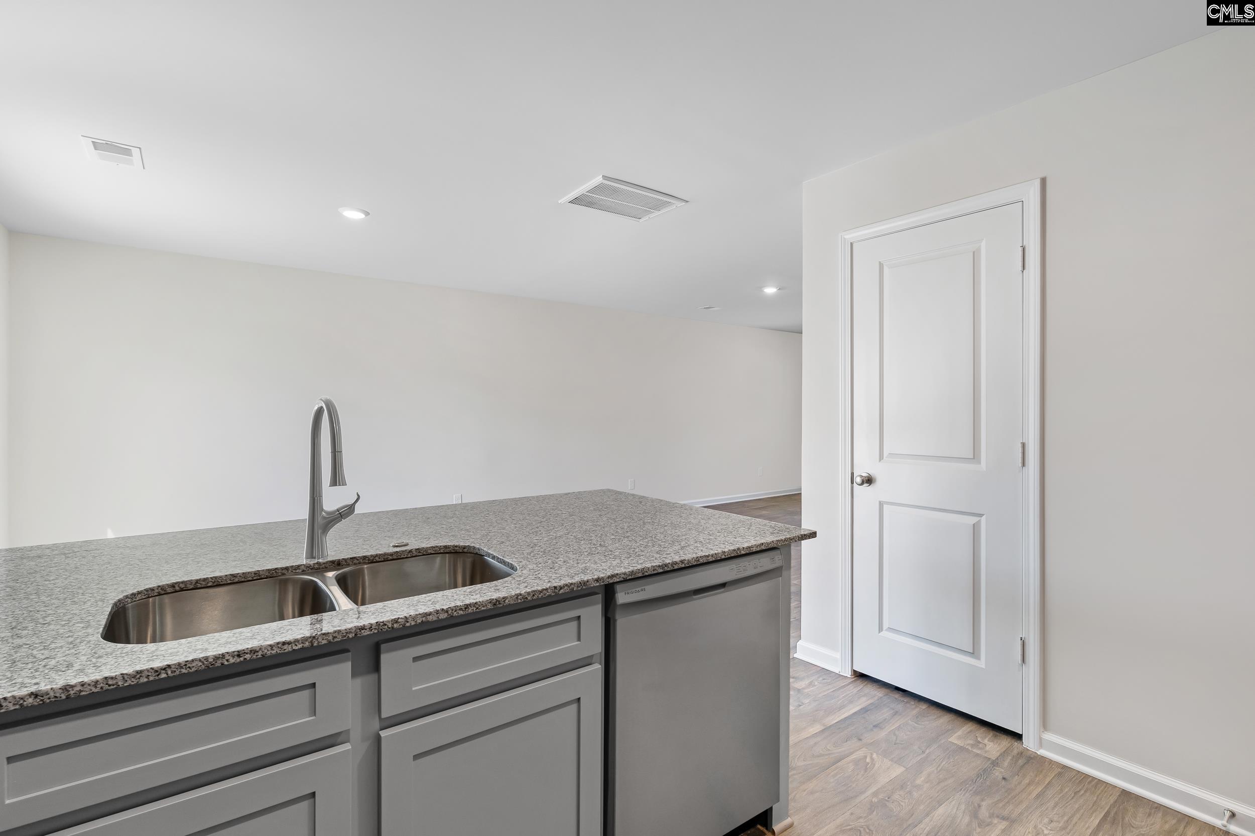 643 Marbled Teal Lane Hopkins, SC 29061