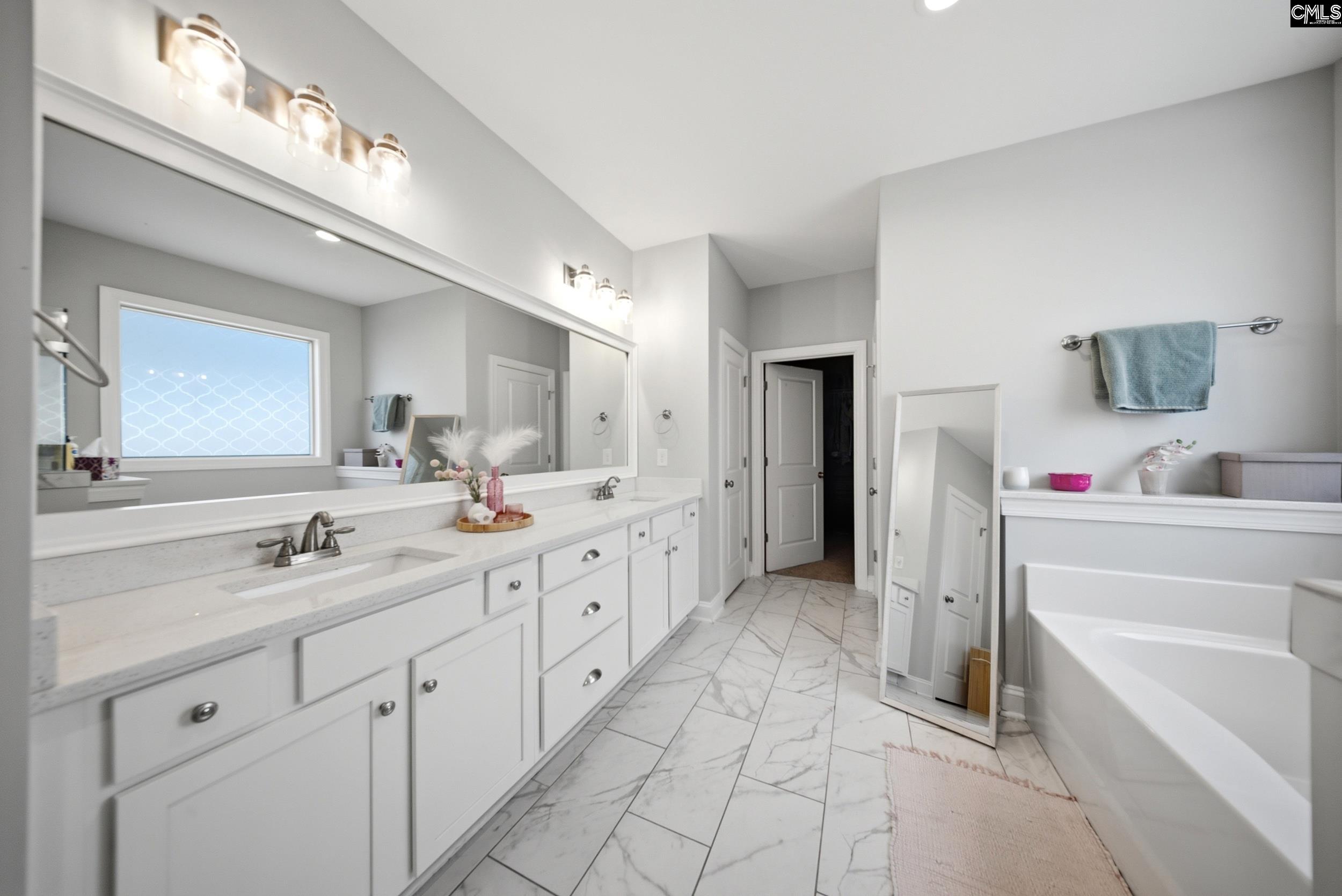 556 Saw Cheek Lane Lexington, SC 29072