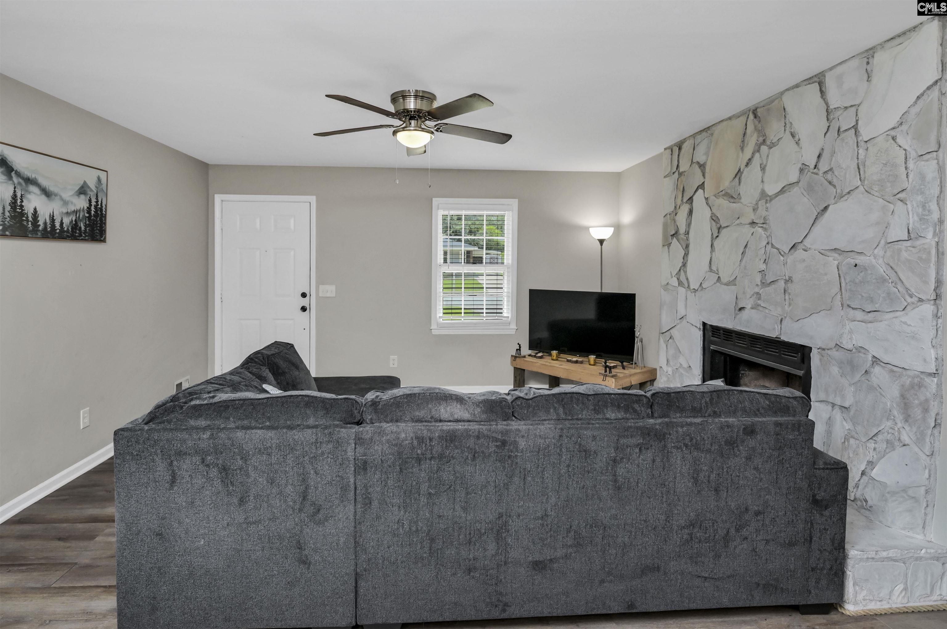 212 S Wrenwood Drive Lexington, SC 29073