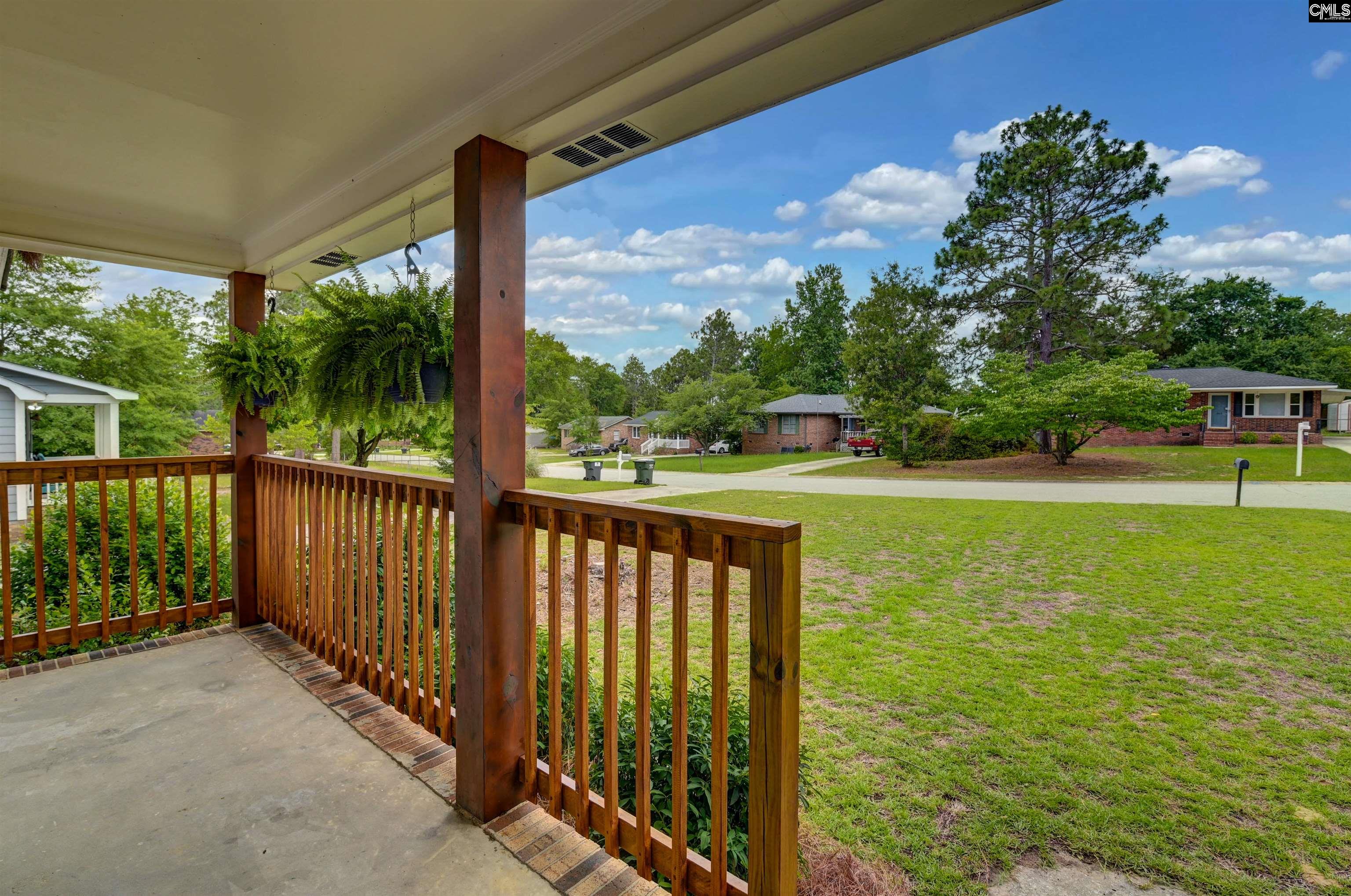 212 S Wrenwood Drive Lexington, SC 29073