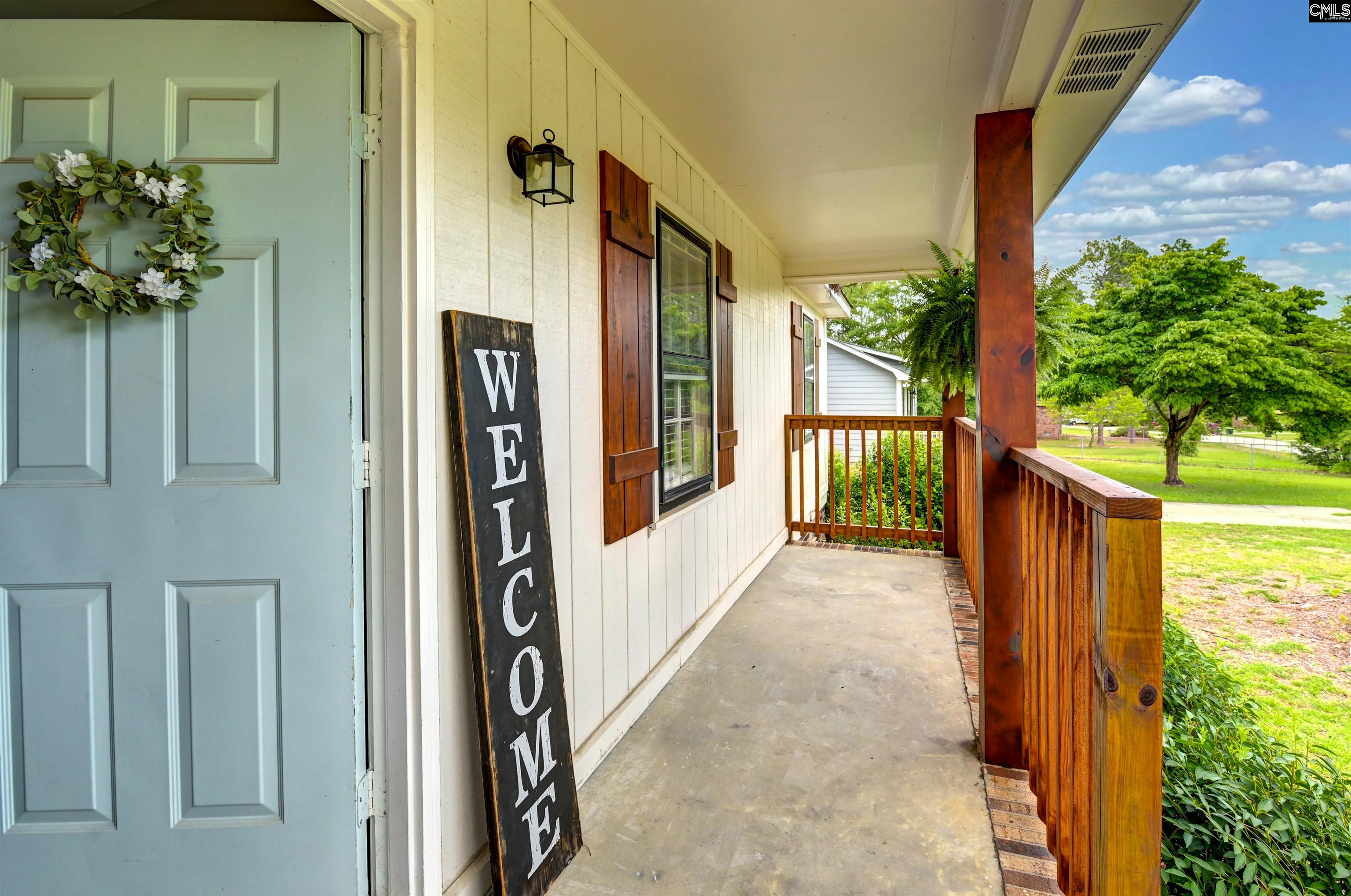 212 S Wrenwood Drive Lexington, SC 29073