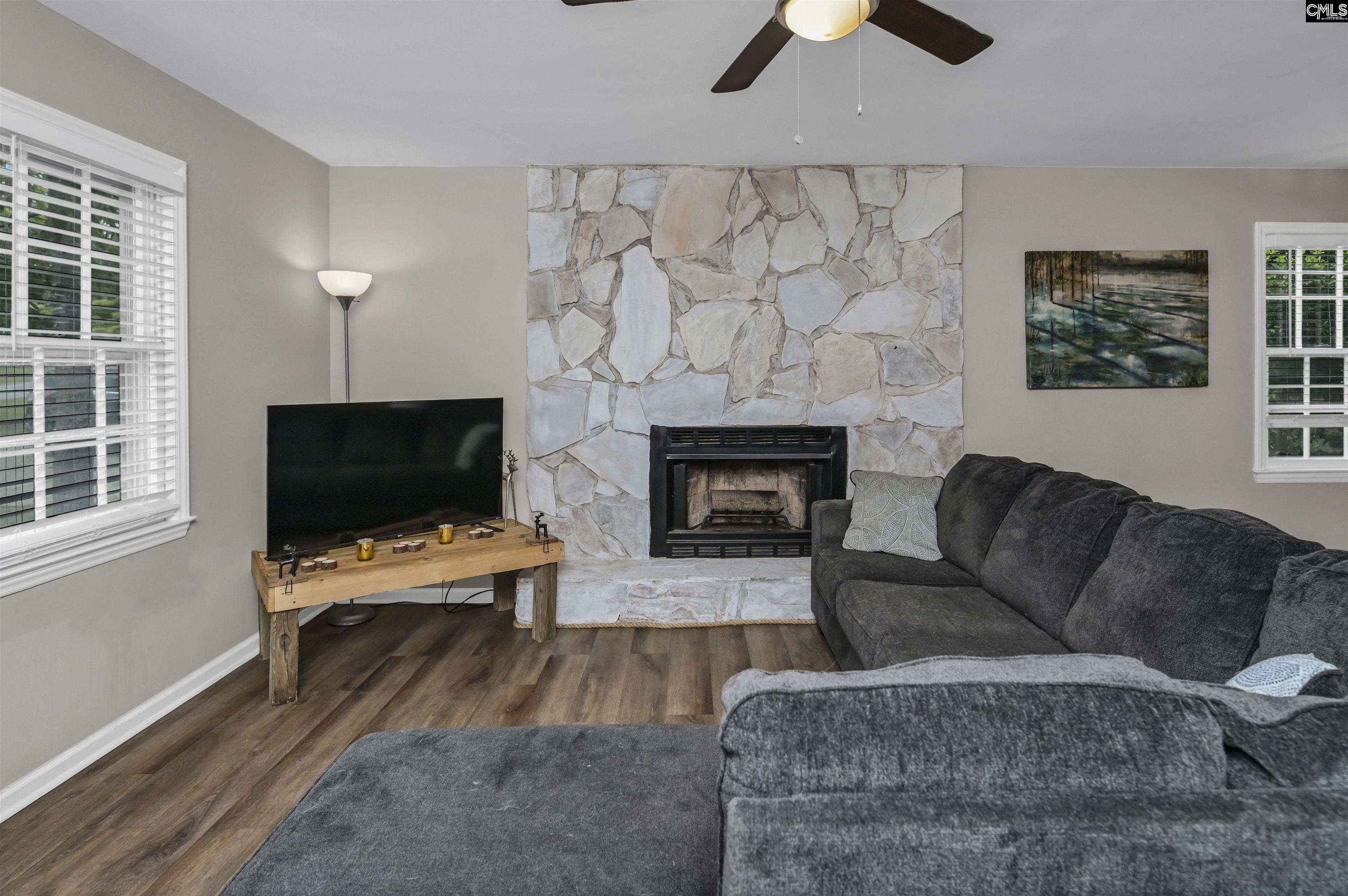 212 S Wrenwood Drive Lexington, SC 29073