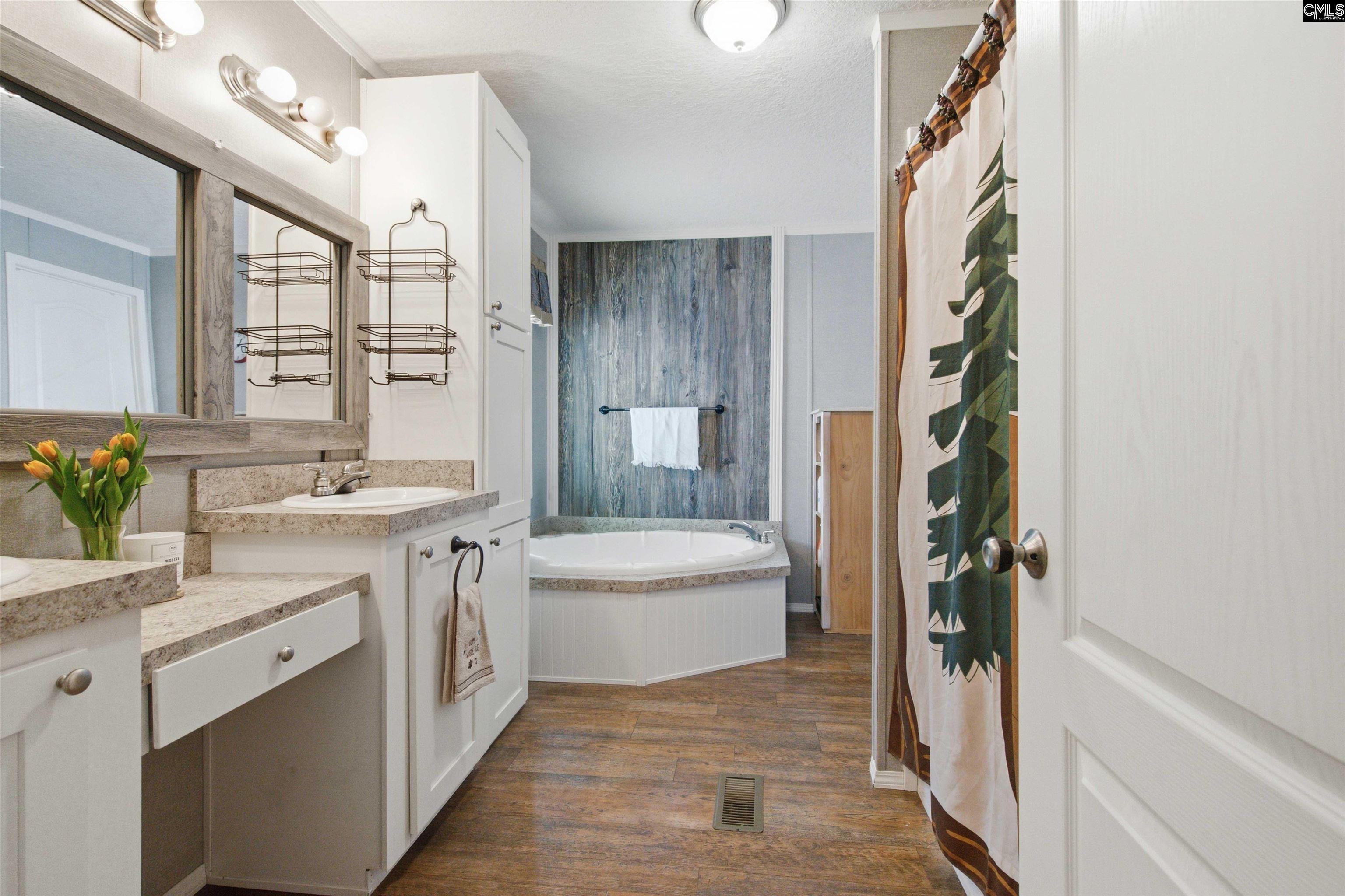 4886 State Road Ridgeville, SC 29472