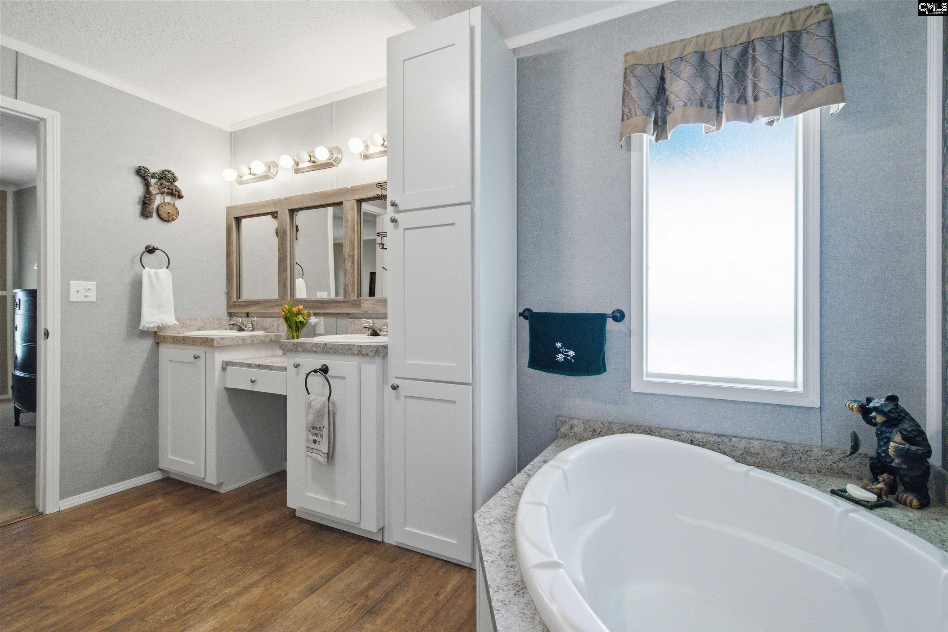 4886 State Road Ridgeville, SC 29472
