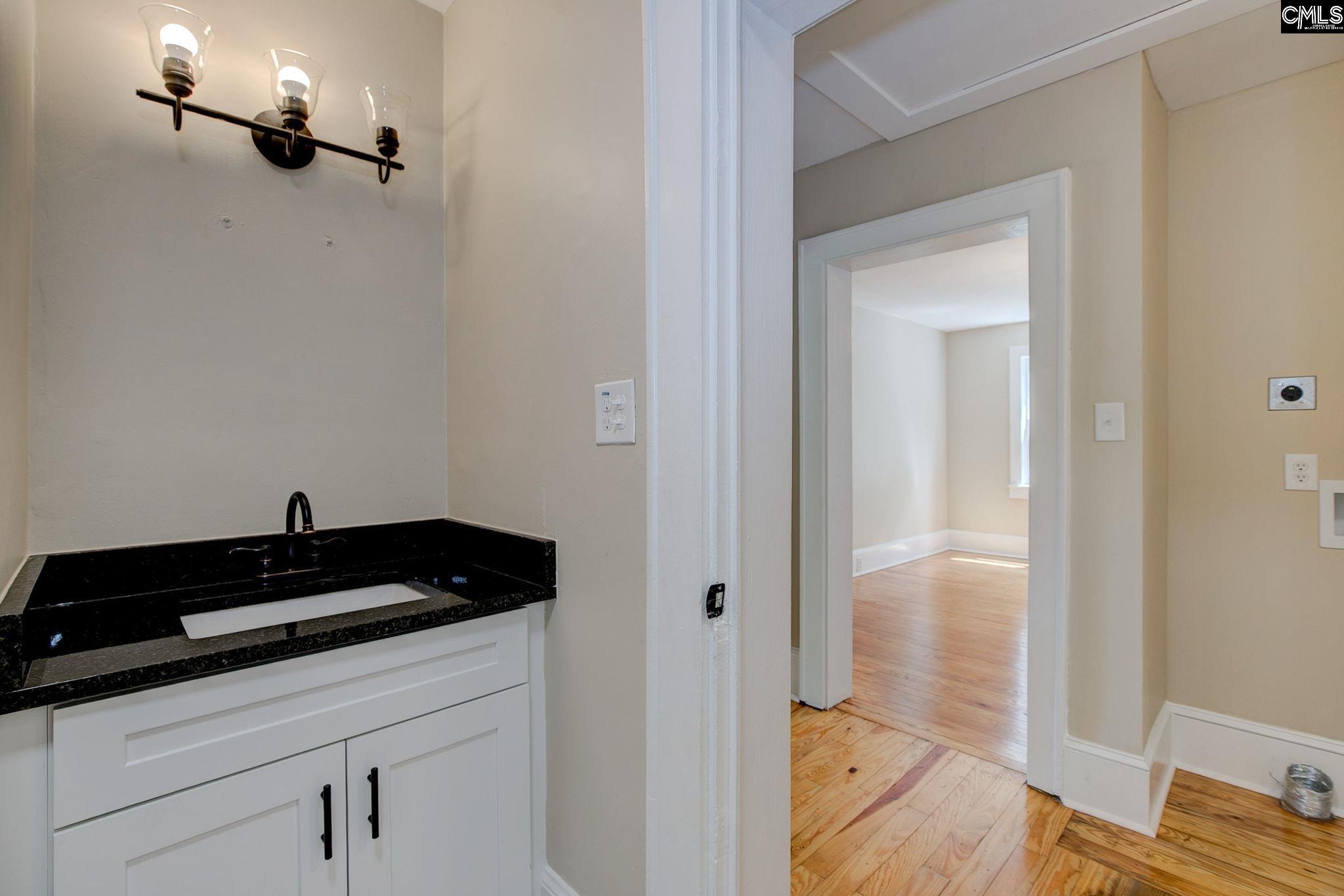 1513 Sarsfield Avenue Camden, SC 29020