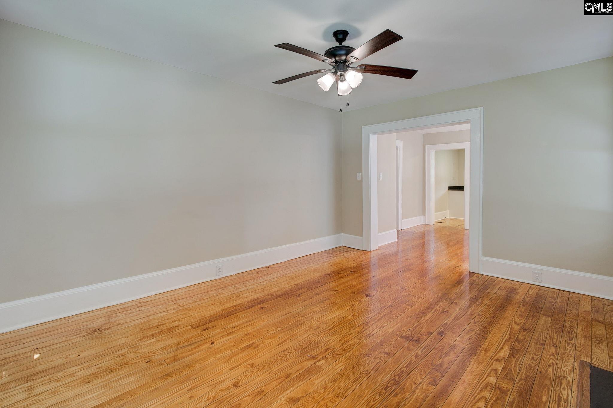 1513 Sarsfield Avenue Camden, SC 29020