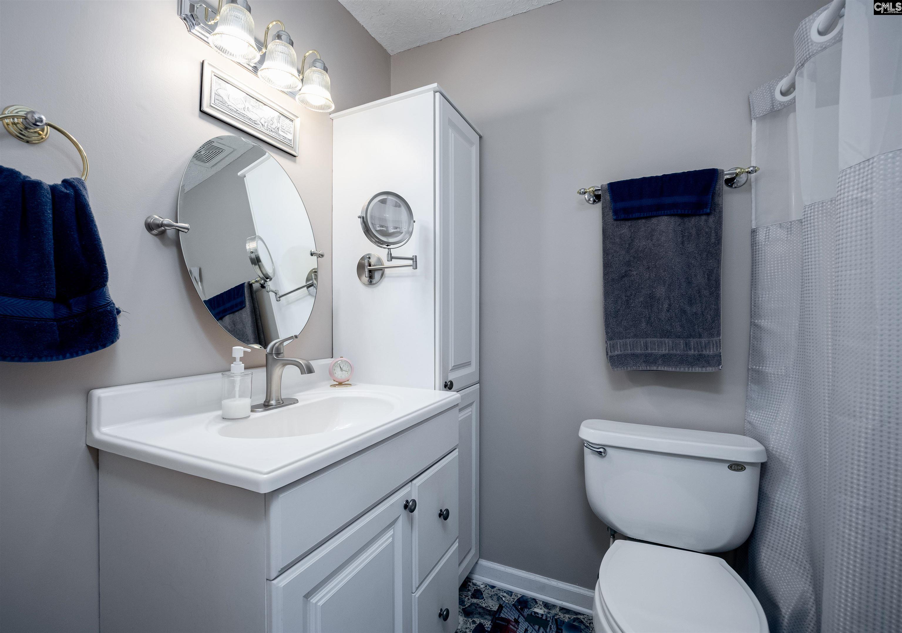 103 Longleaf Drive Cayce, SC 29033