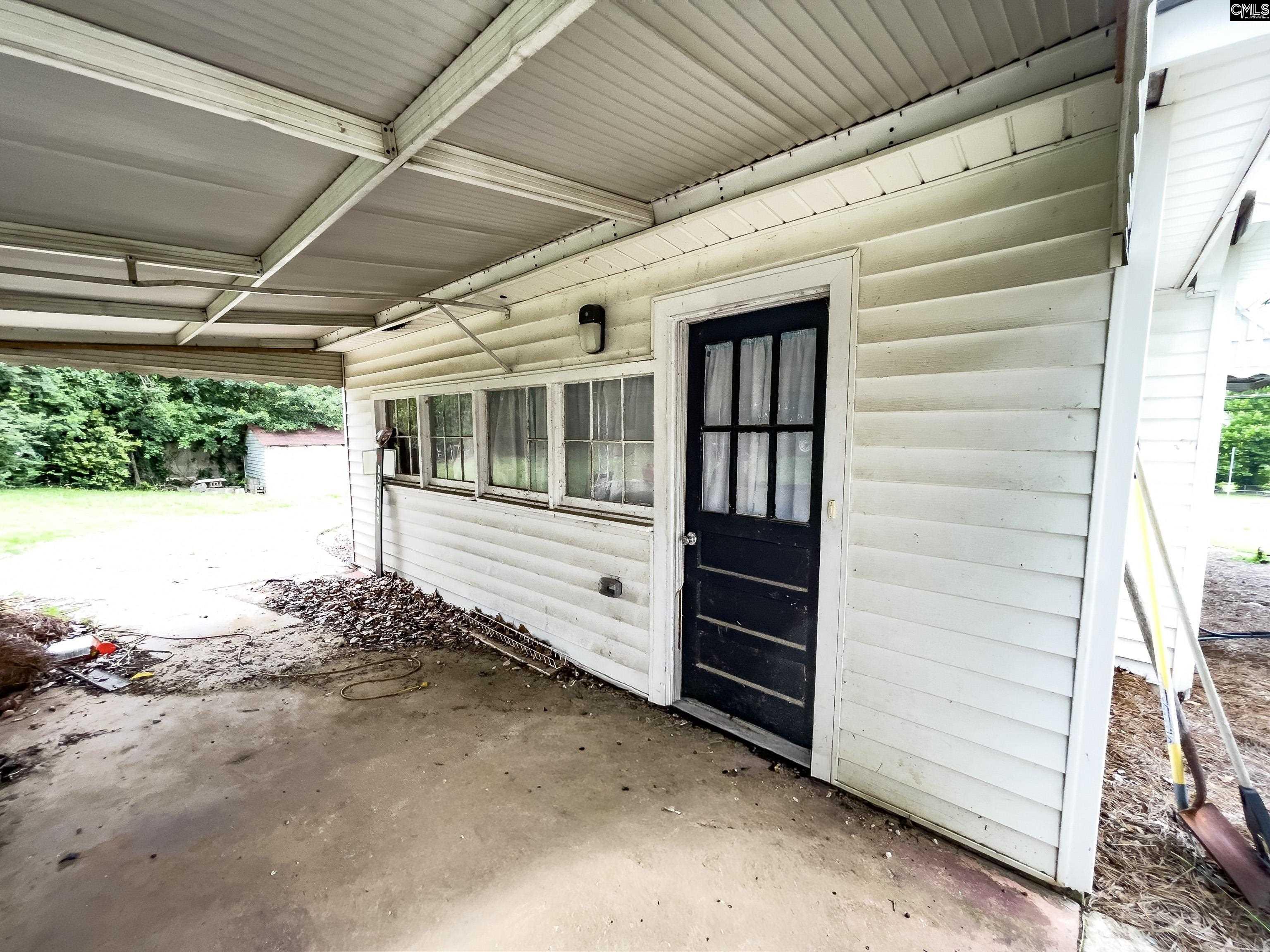 411 Gary Street Whitmire, SC 29178
