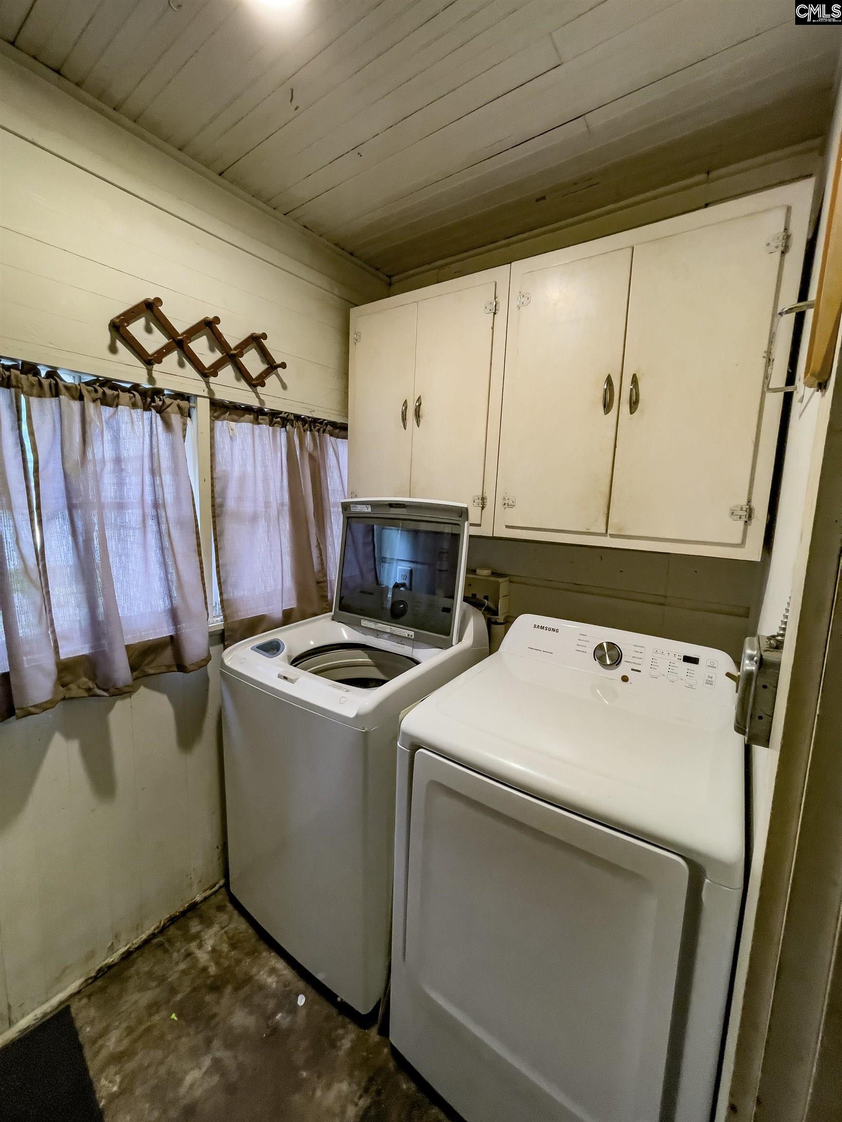 411 Gary Street Whitmire, SC 29178