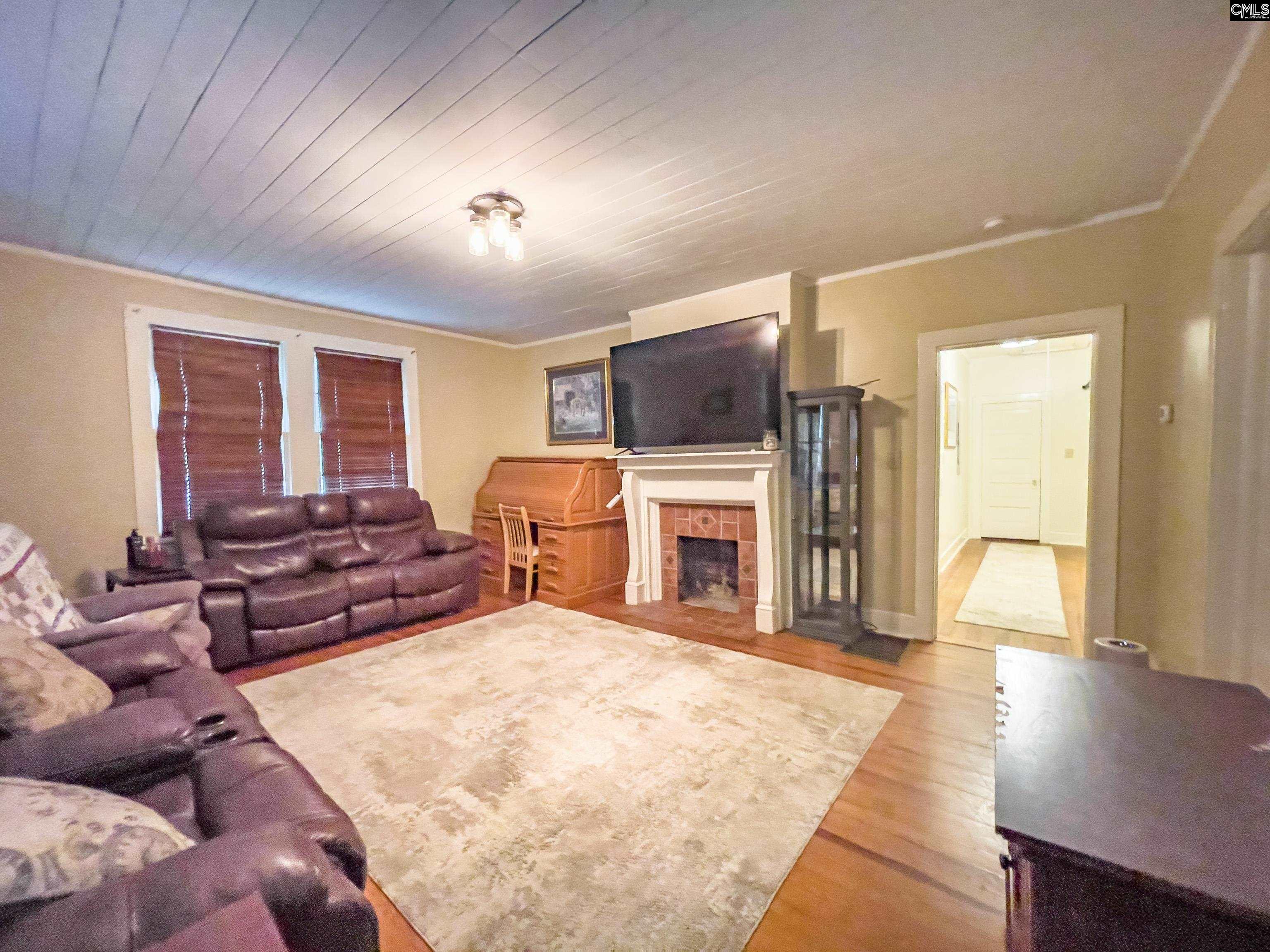411 Gary Street Whitmire, SC 29178