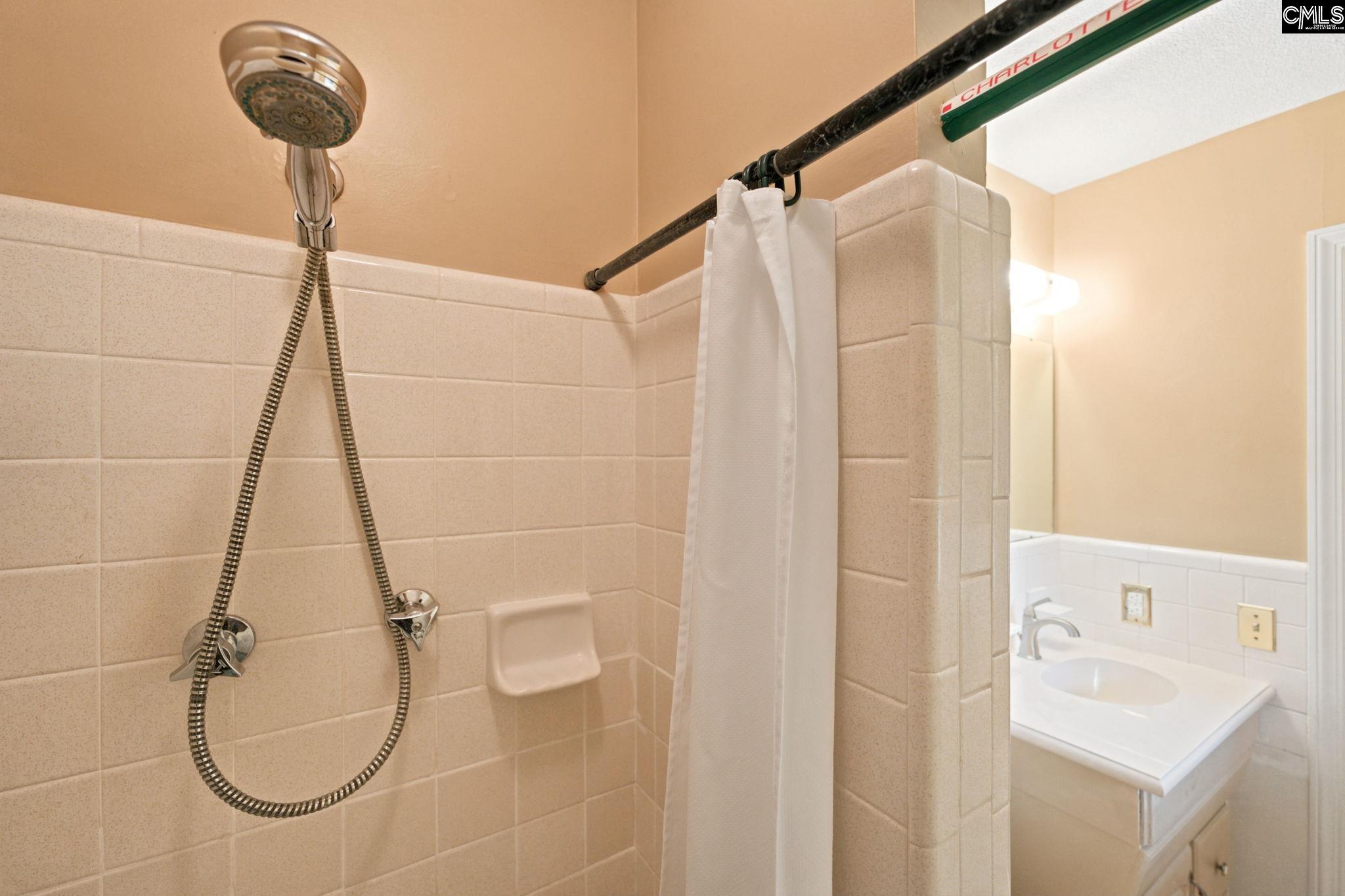 6544 Brookside Circle Columbia, SC 29206-1300