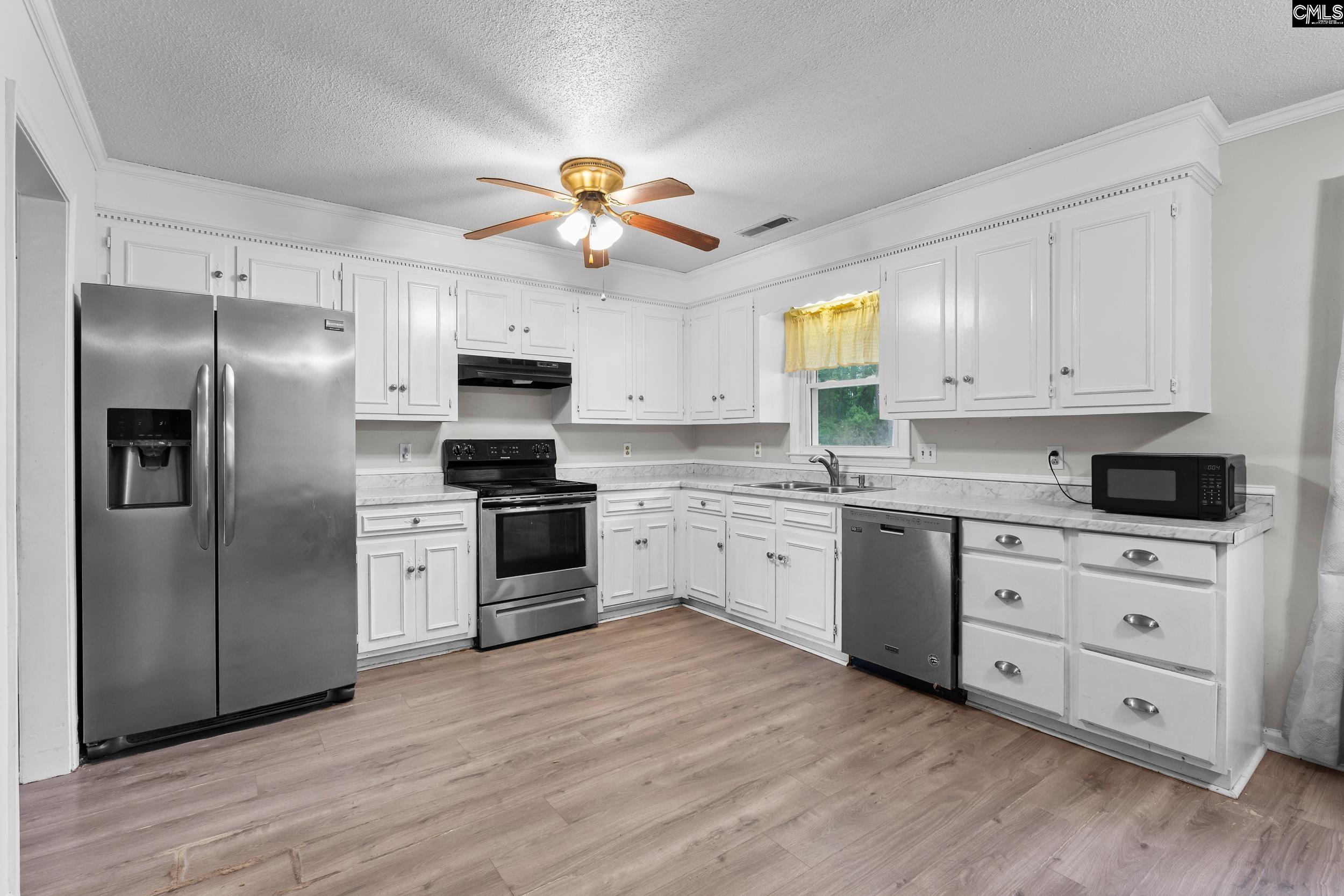 1304 Fairlawn Drive Sumter, SC 29154