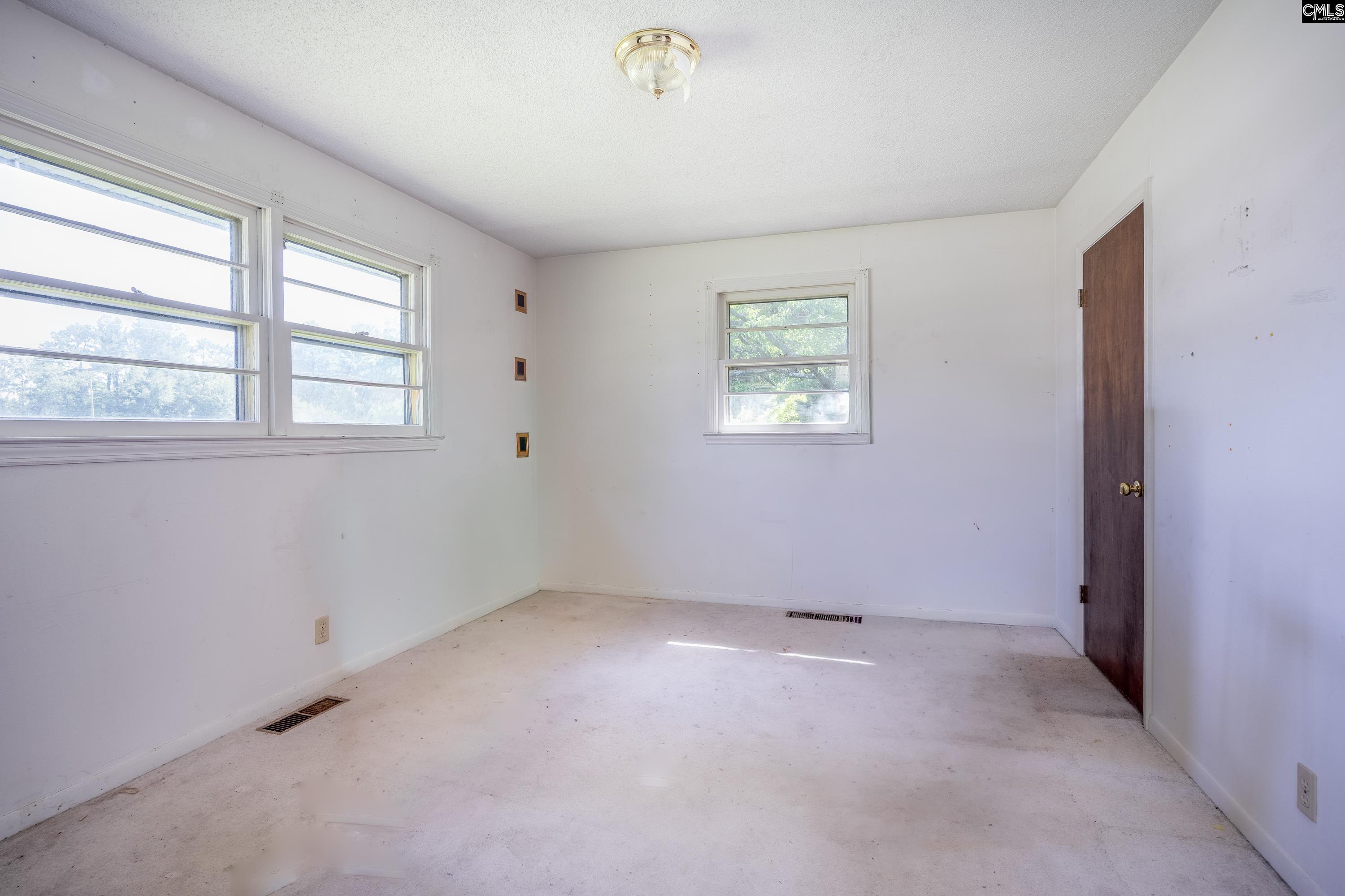 8543 North Road North, SC 29112