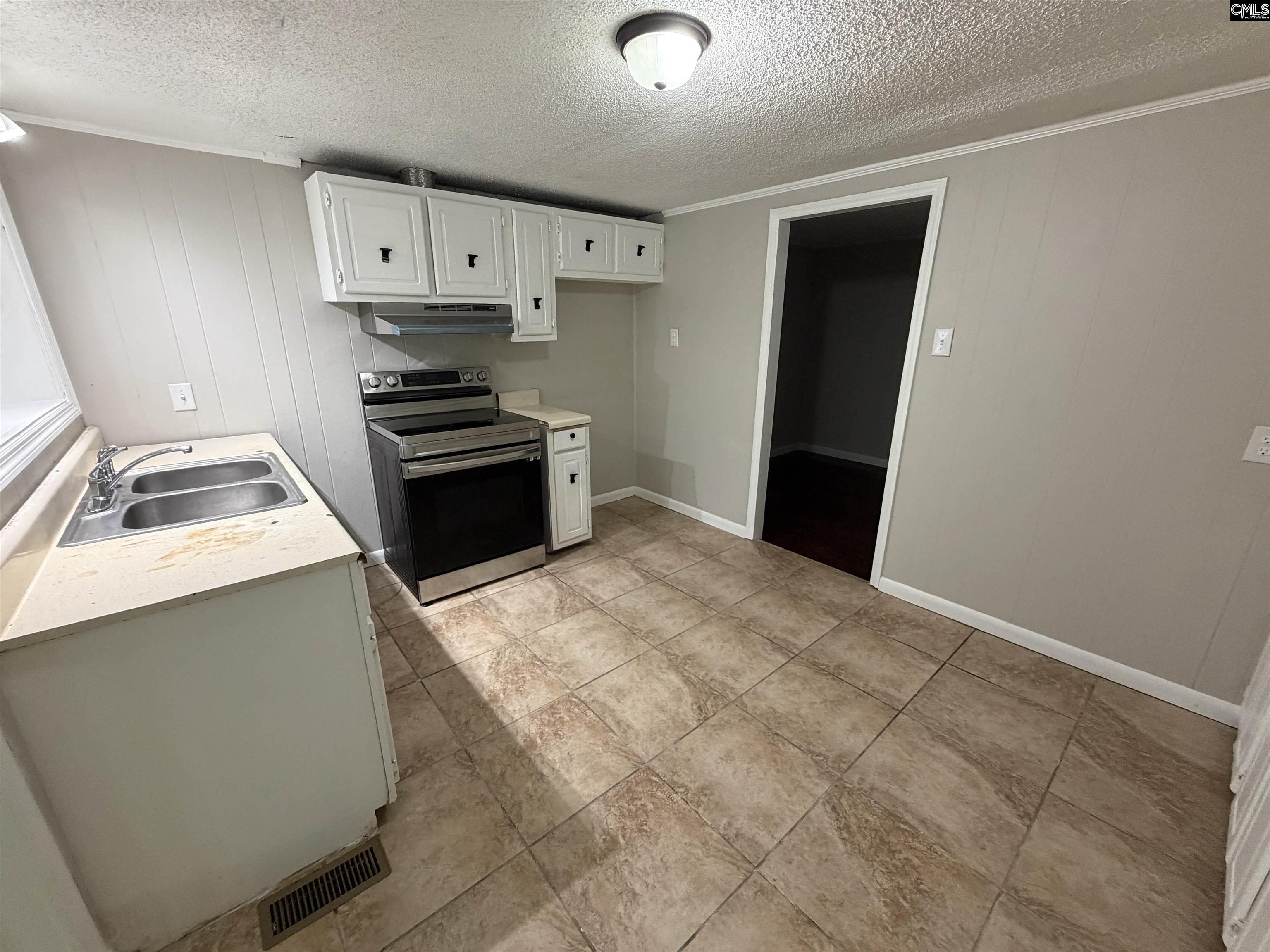 1207 Hampton Orangeburg, SC 29115