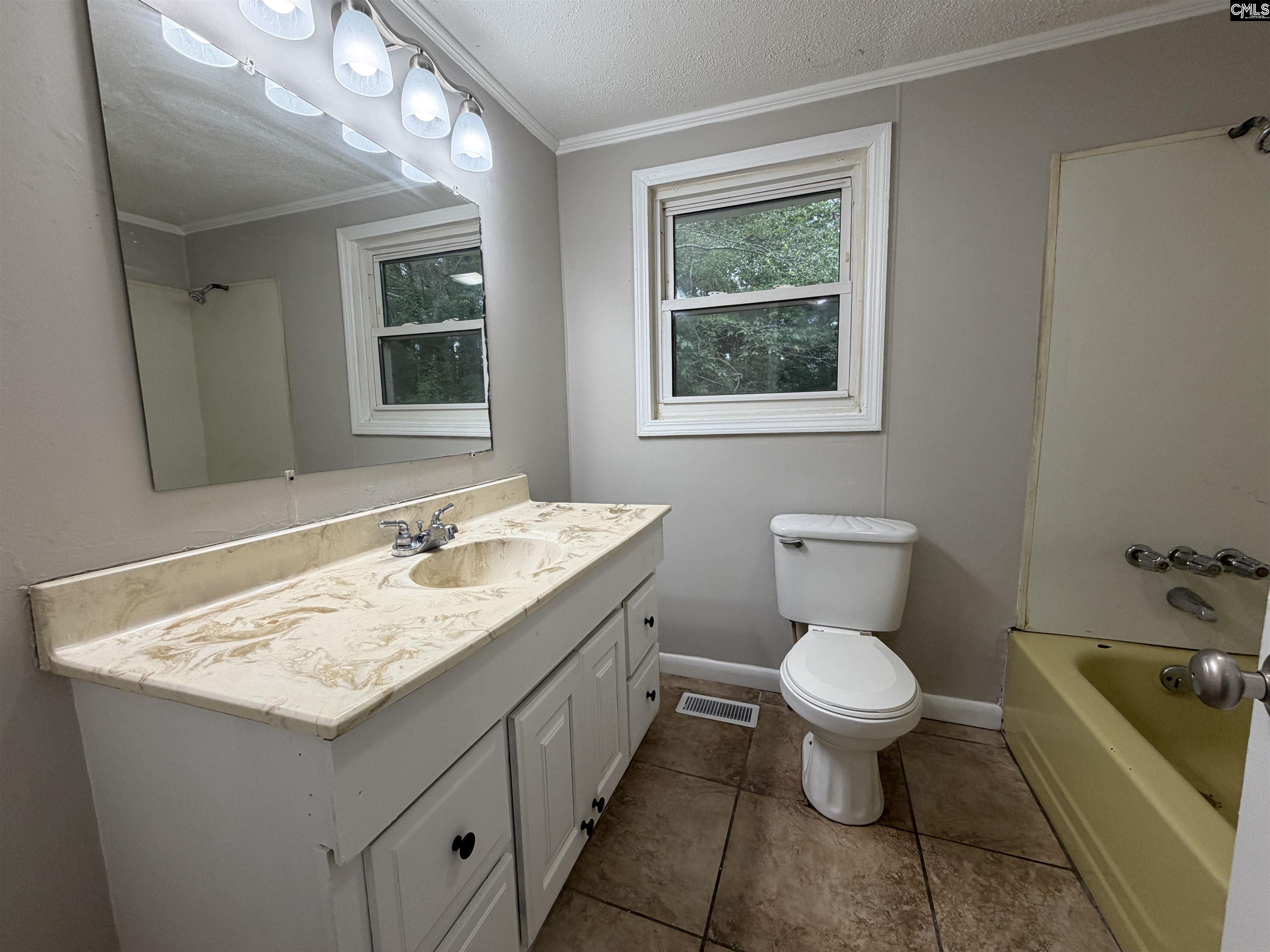 1207 Hampton Orangeburg, SC 29115