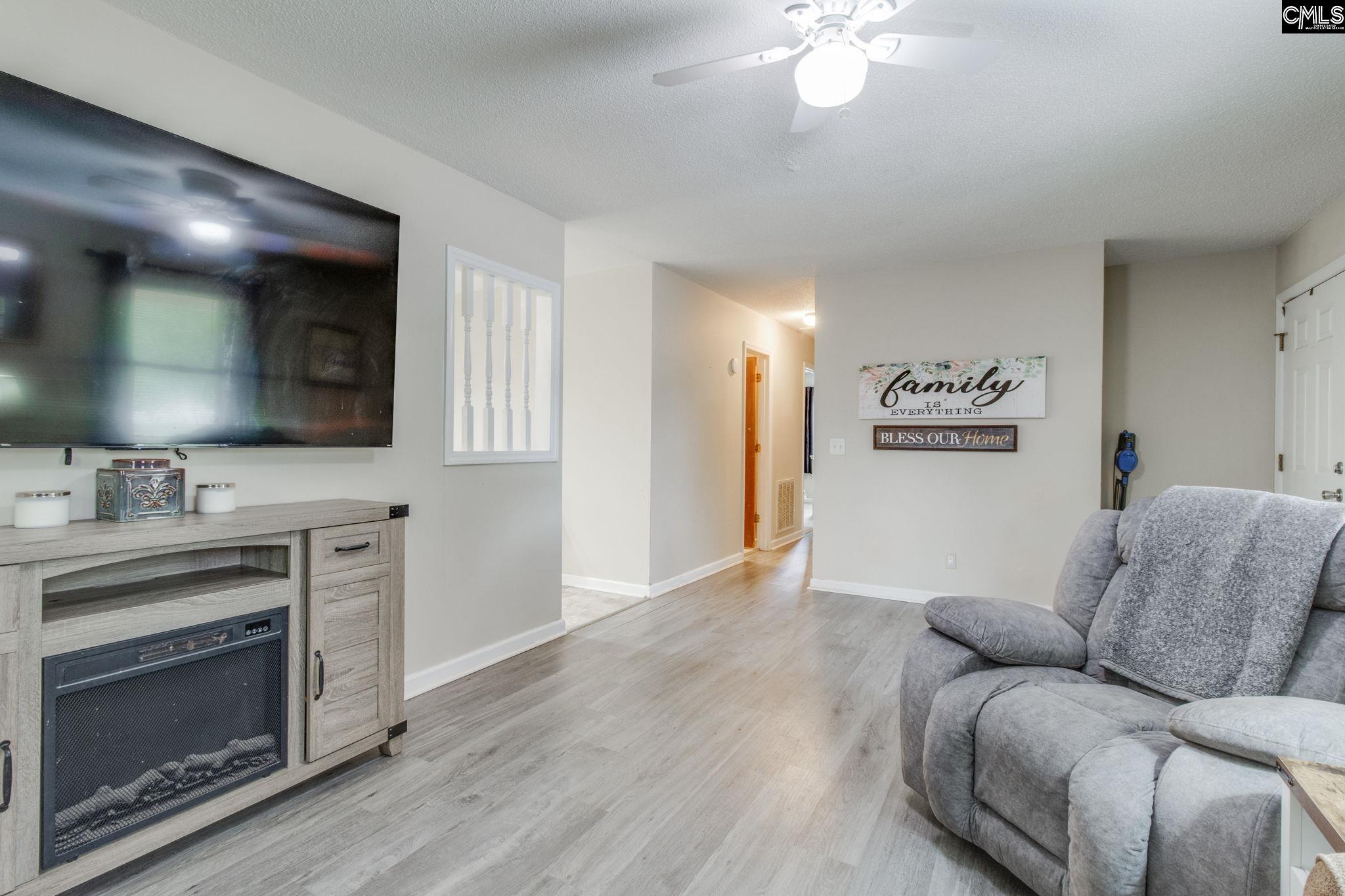1083 Critzer Drive Lugoff, SC 29078
