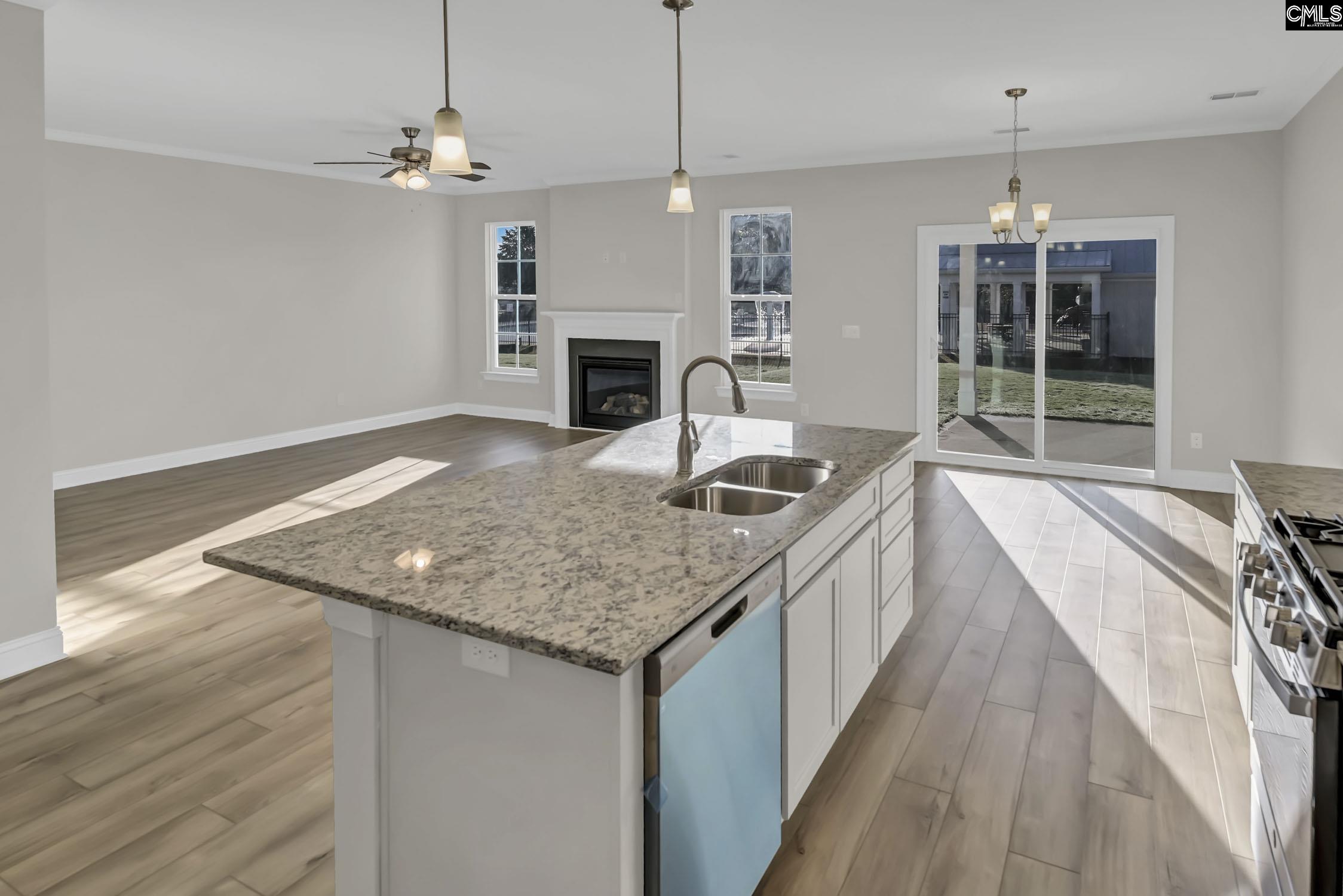 635 Thunder Gulch Avenue Lexington, SC 29073