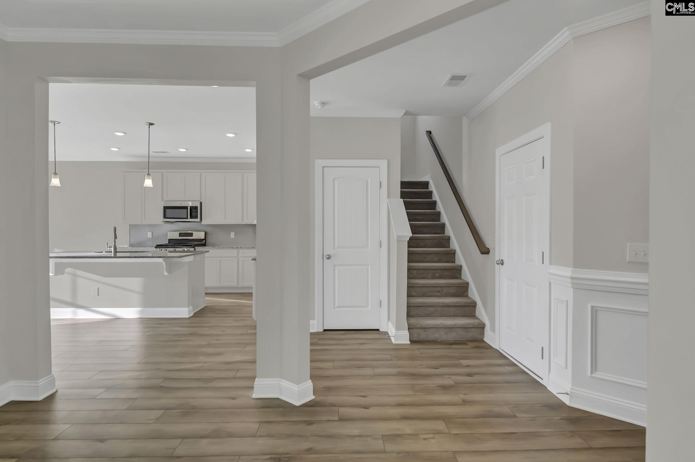 635 Thunder Gulch Avenue Lexington, SC 29073