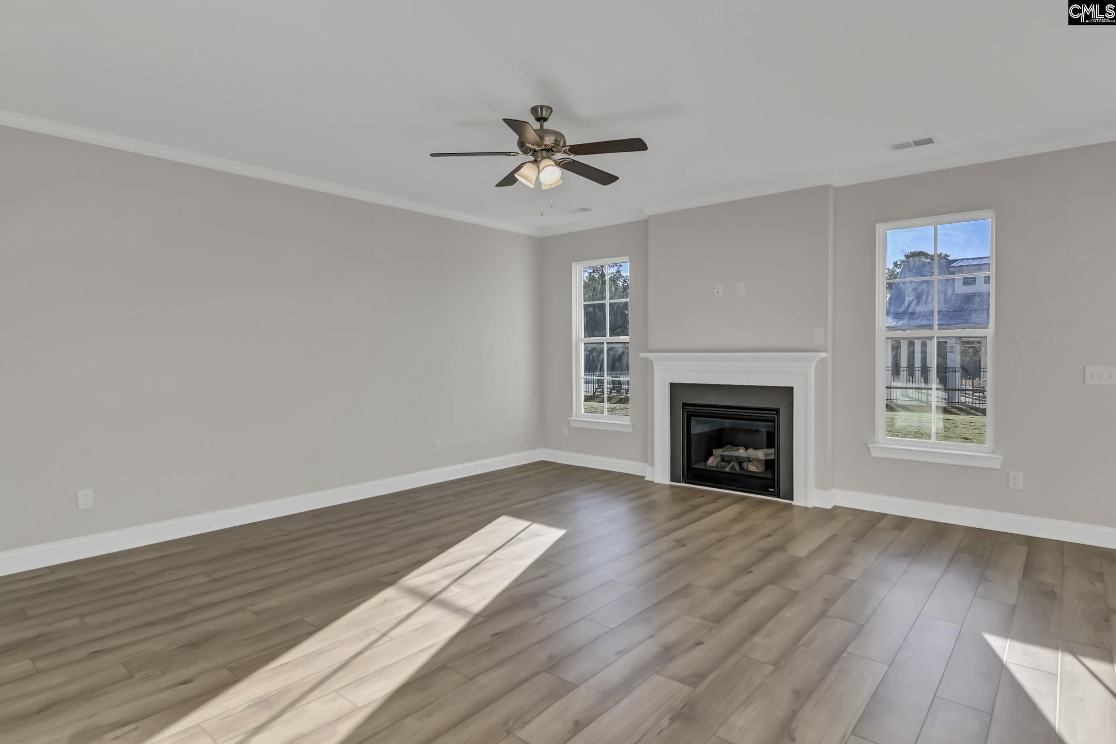 635 Thunder Gulch Avenue Lexington, SC 29073