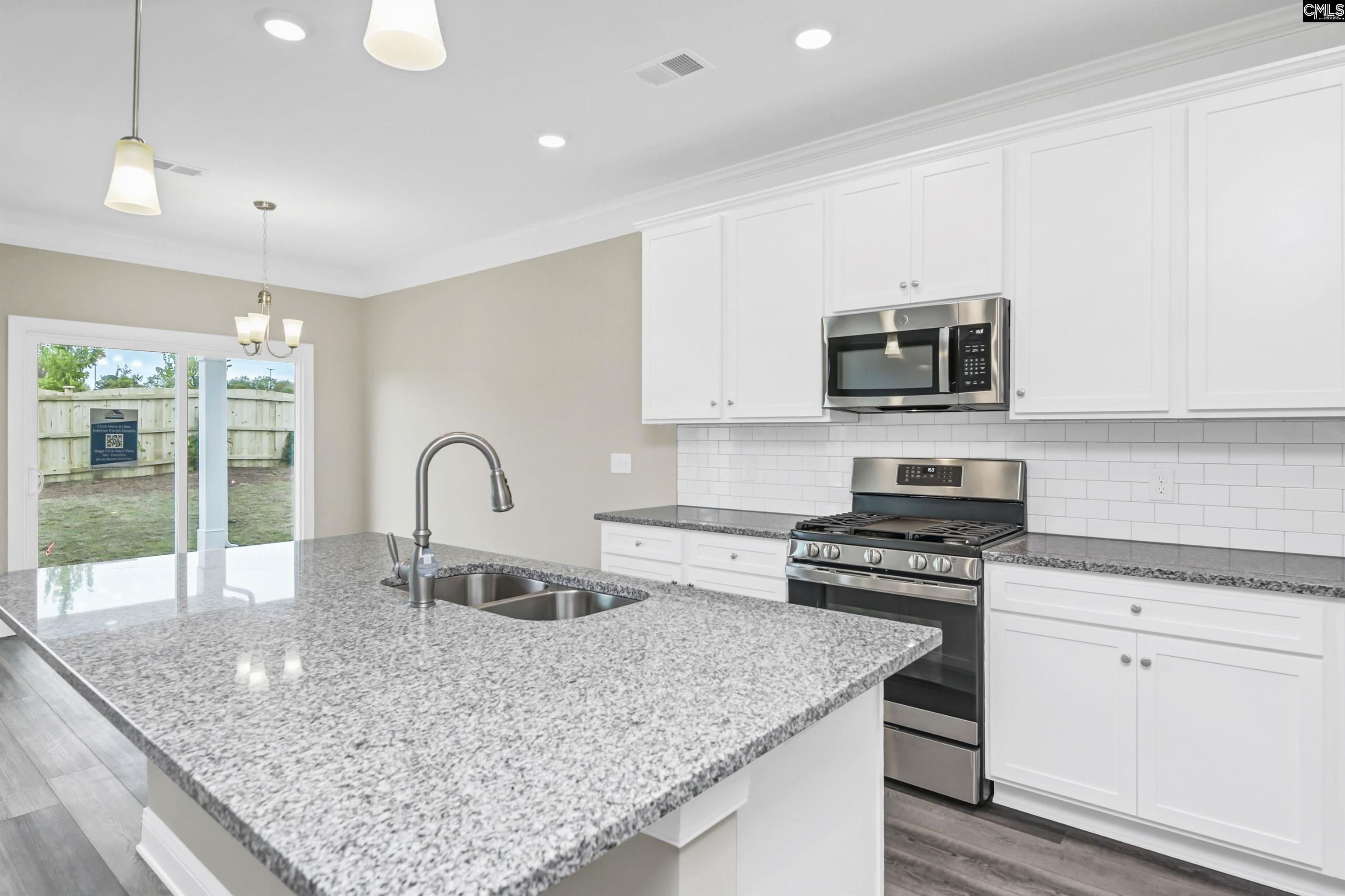 636 Thunder Gulch Avenue Lexington, SC 29073