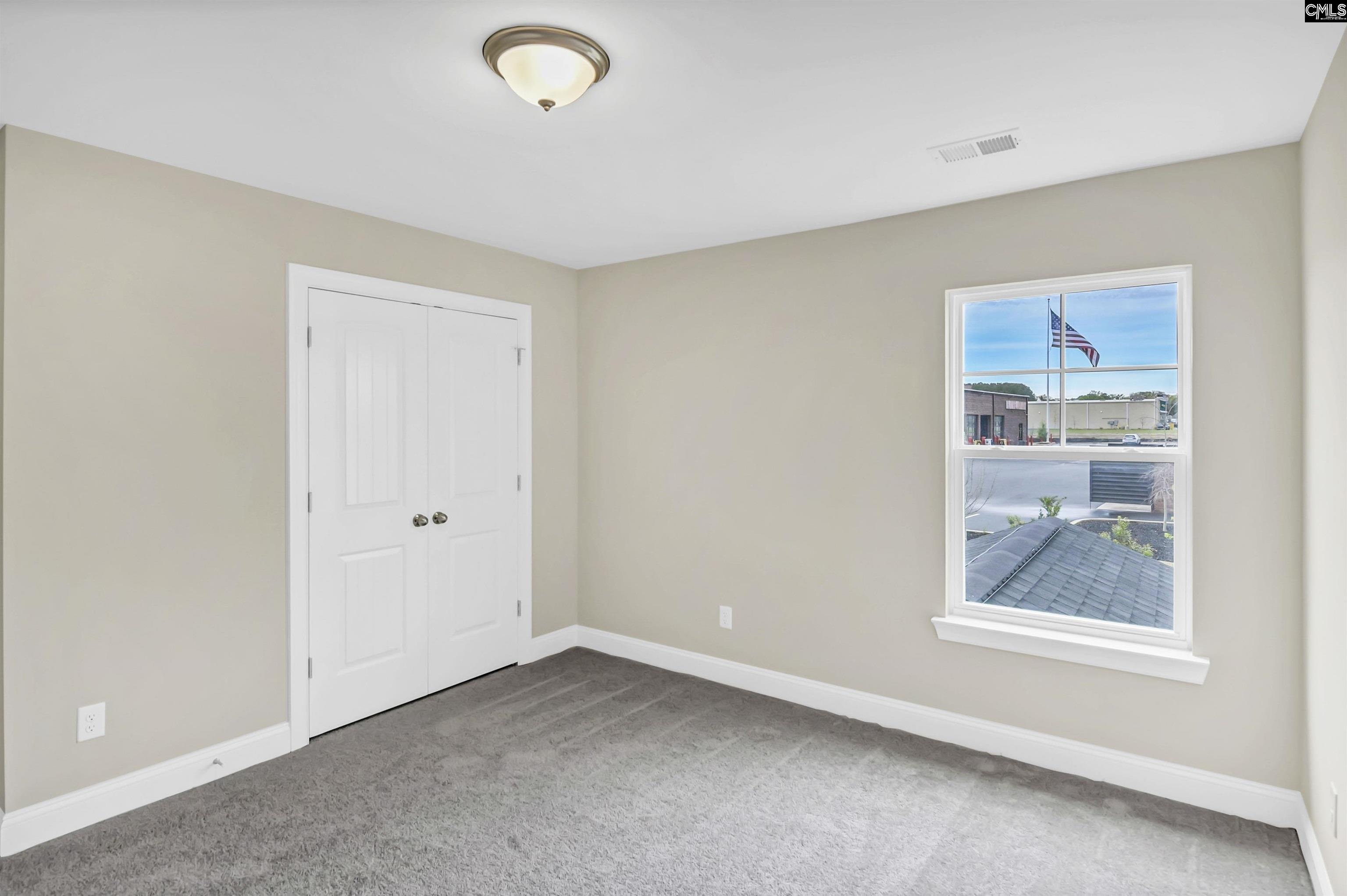 636 Thunder Gulch Avenue Lexington, SC 29073